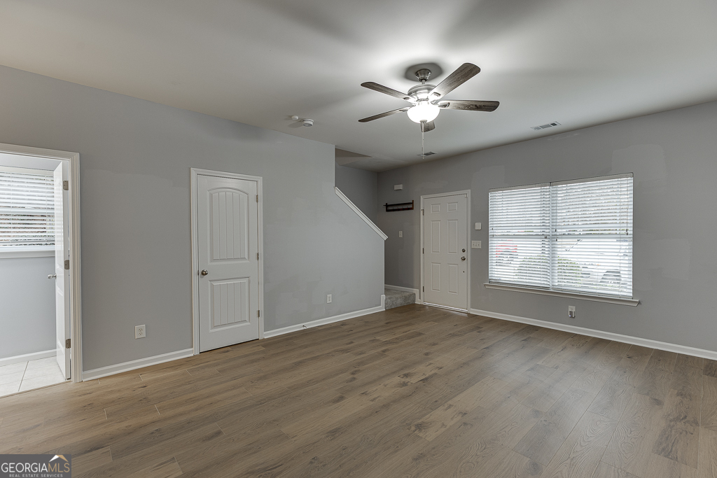 1807 Brookside Lay Circle