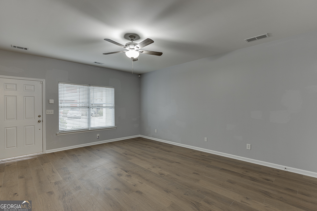 1807 Brookside Lay Circle