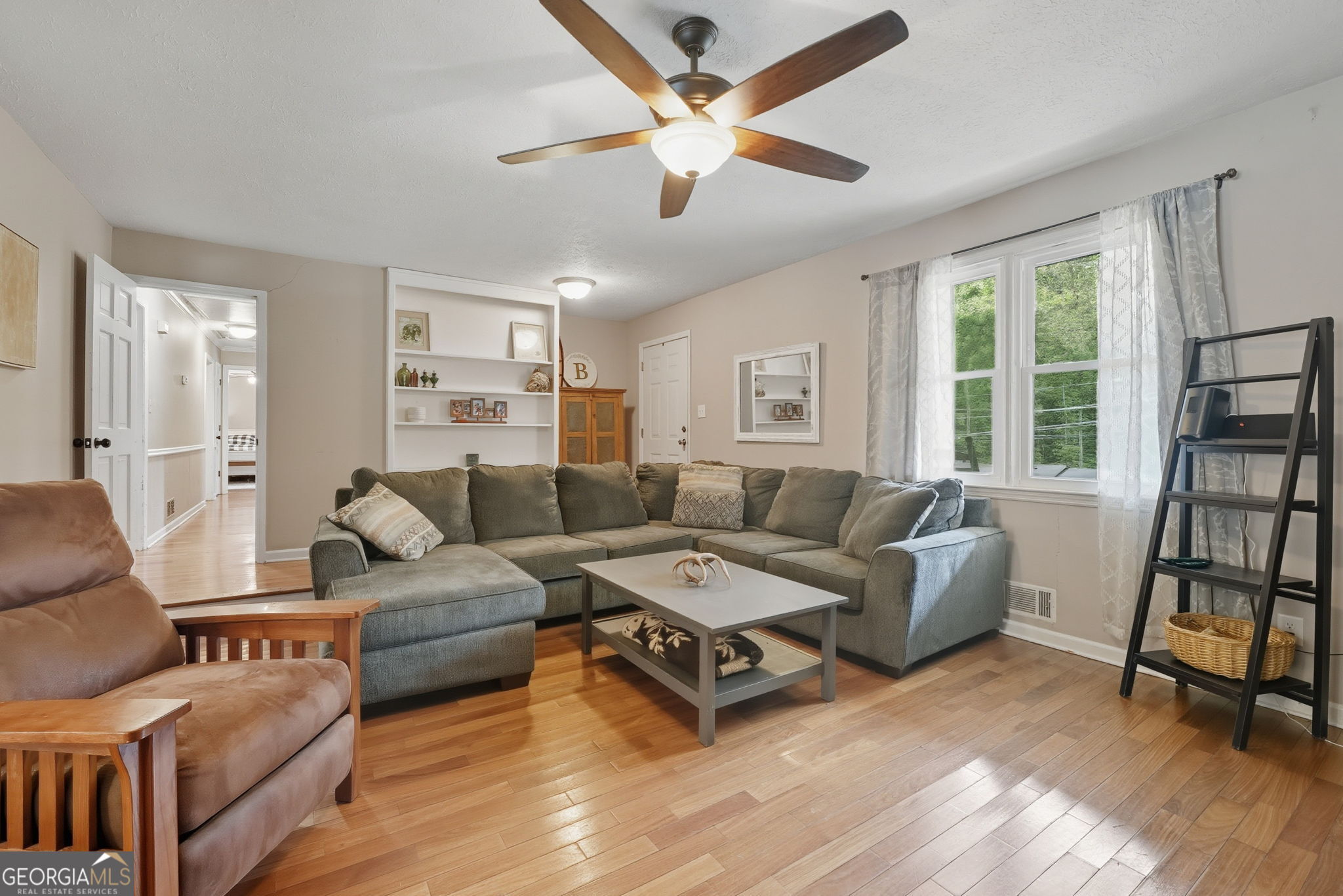 339 Buckingham Drive SW