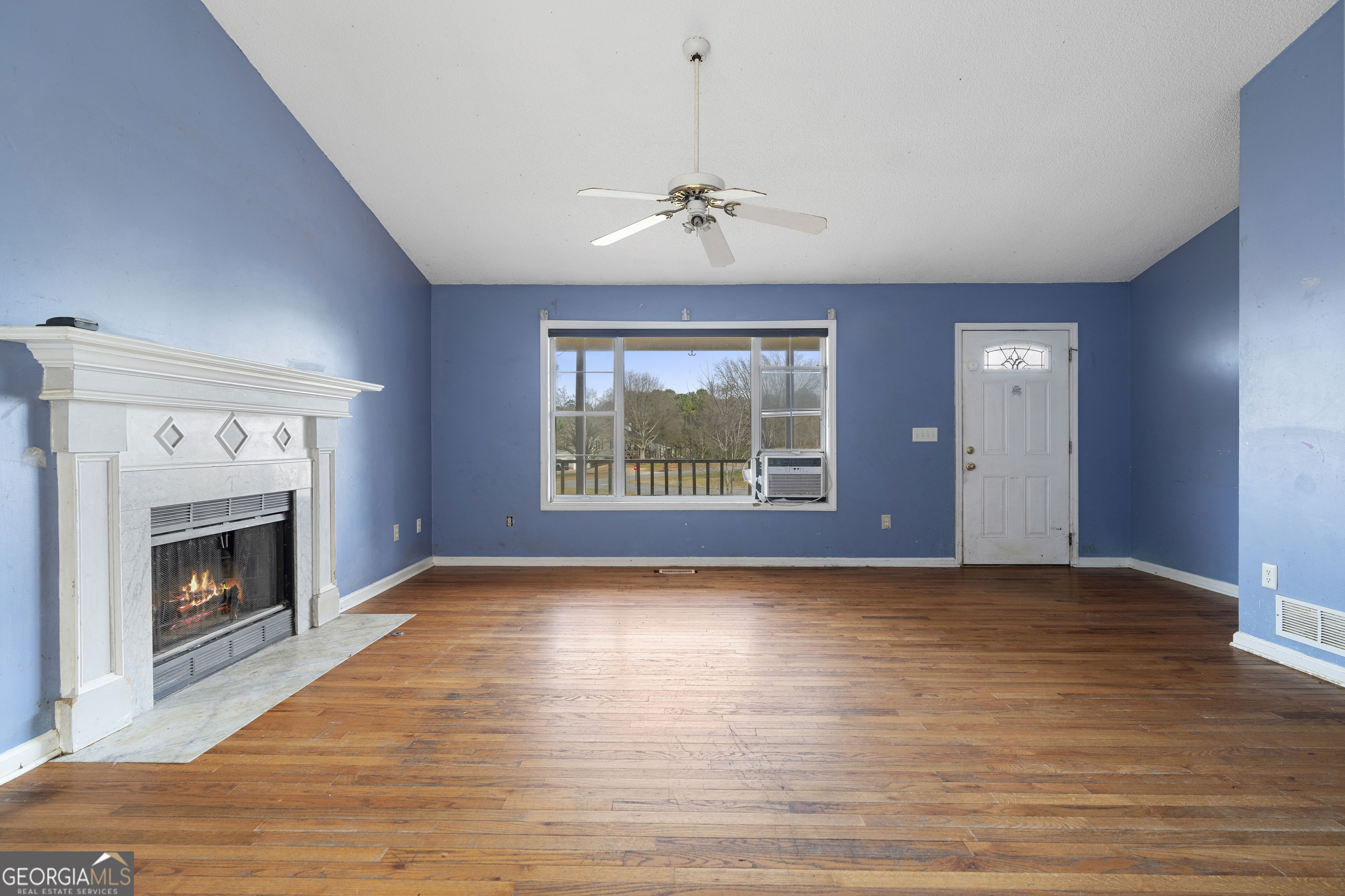 12 Creek Bend Court SW