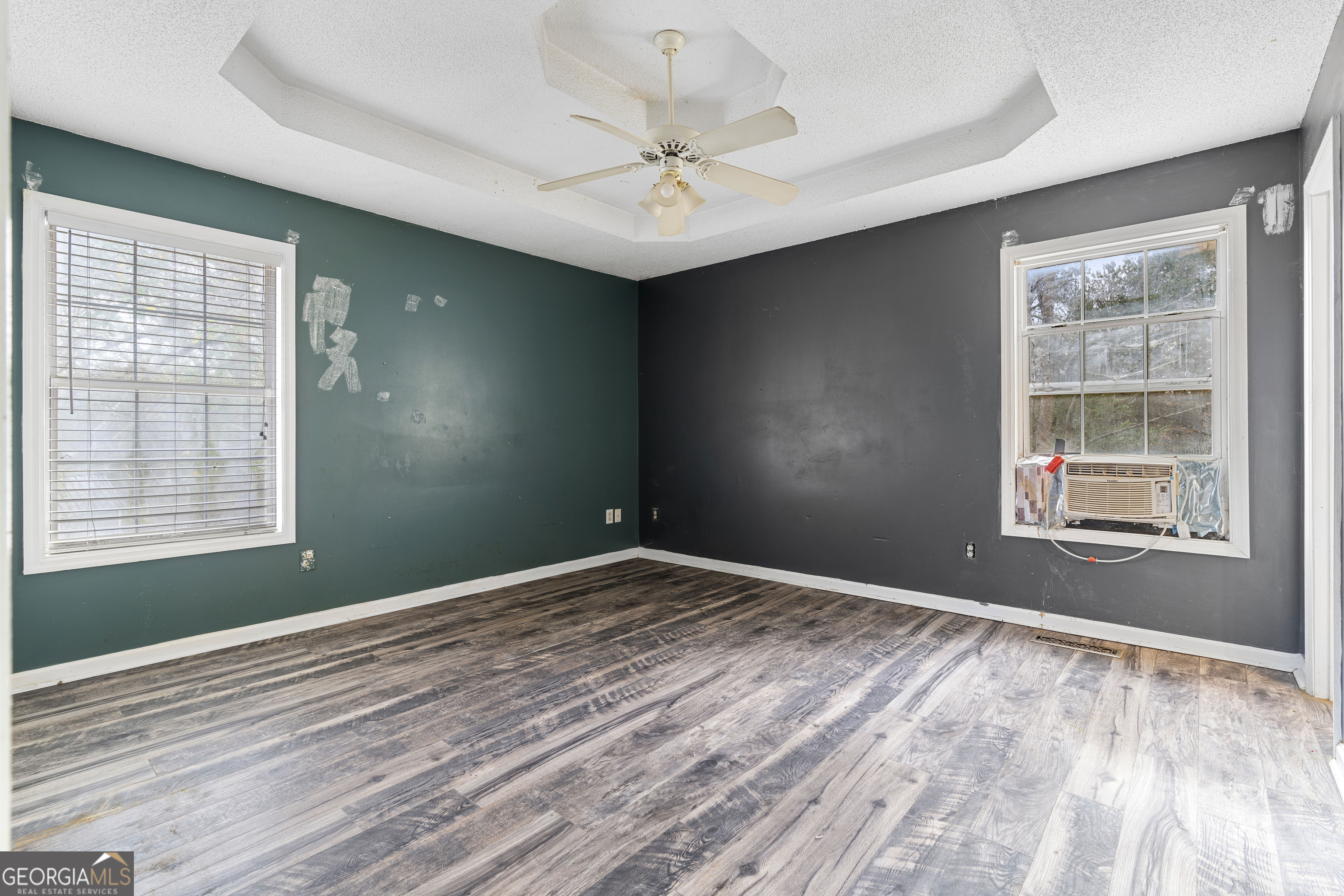 12 Creek Bend Court SW