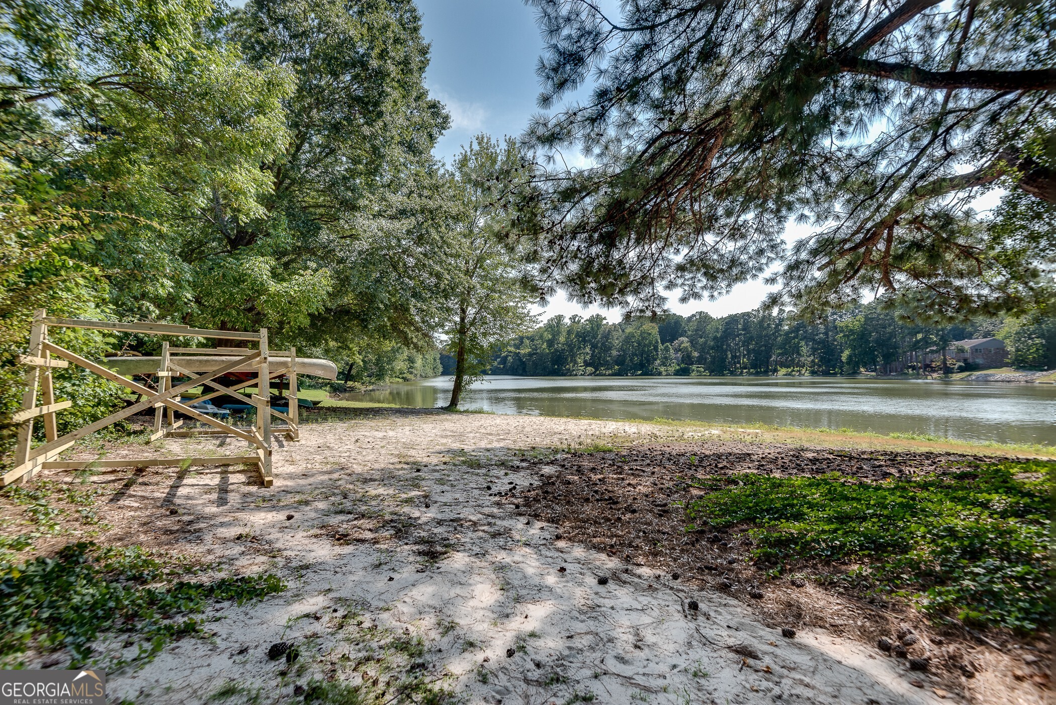 2474 Northlake Court