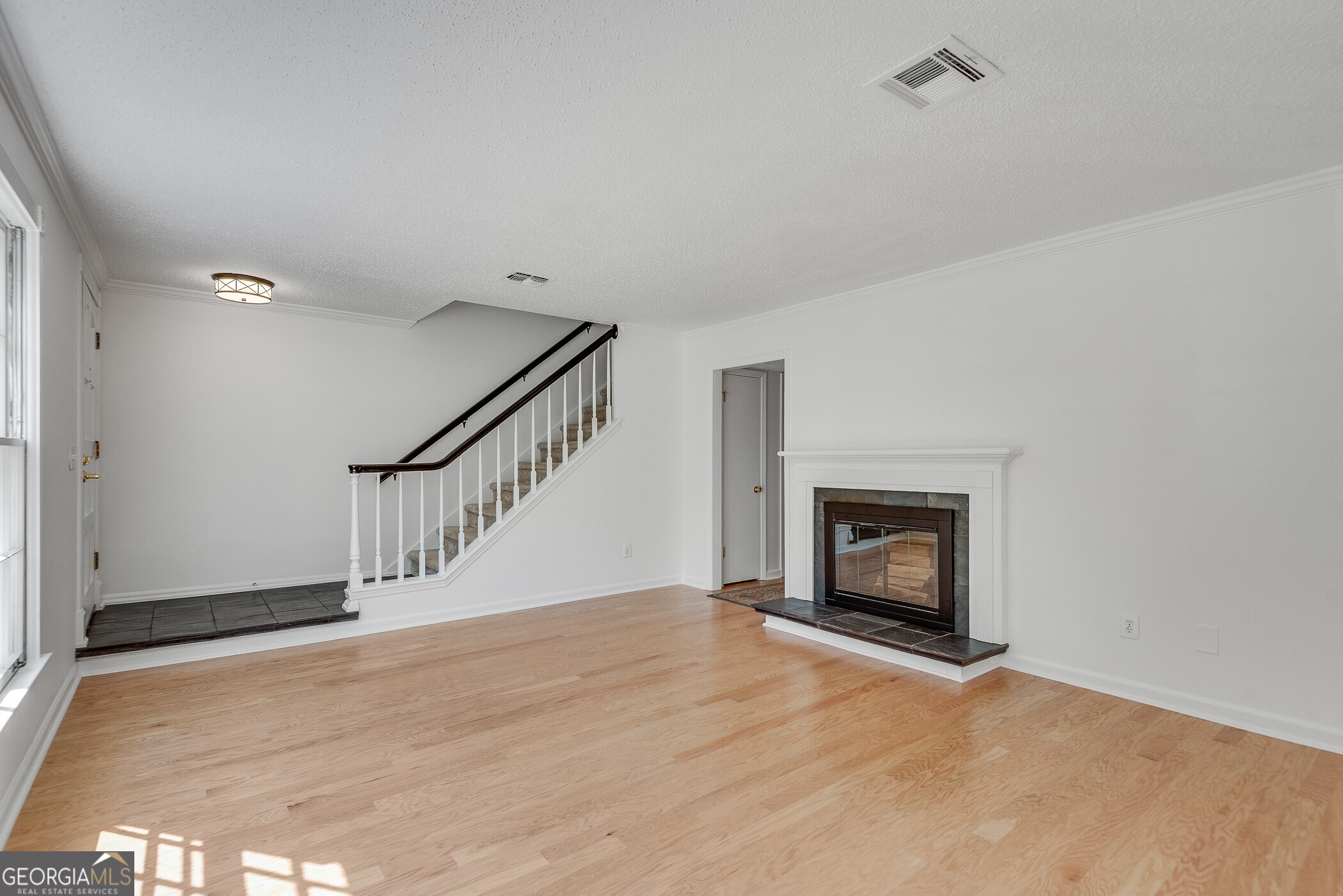 2474 Northlake Court