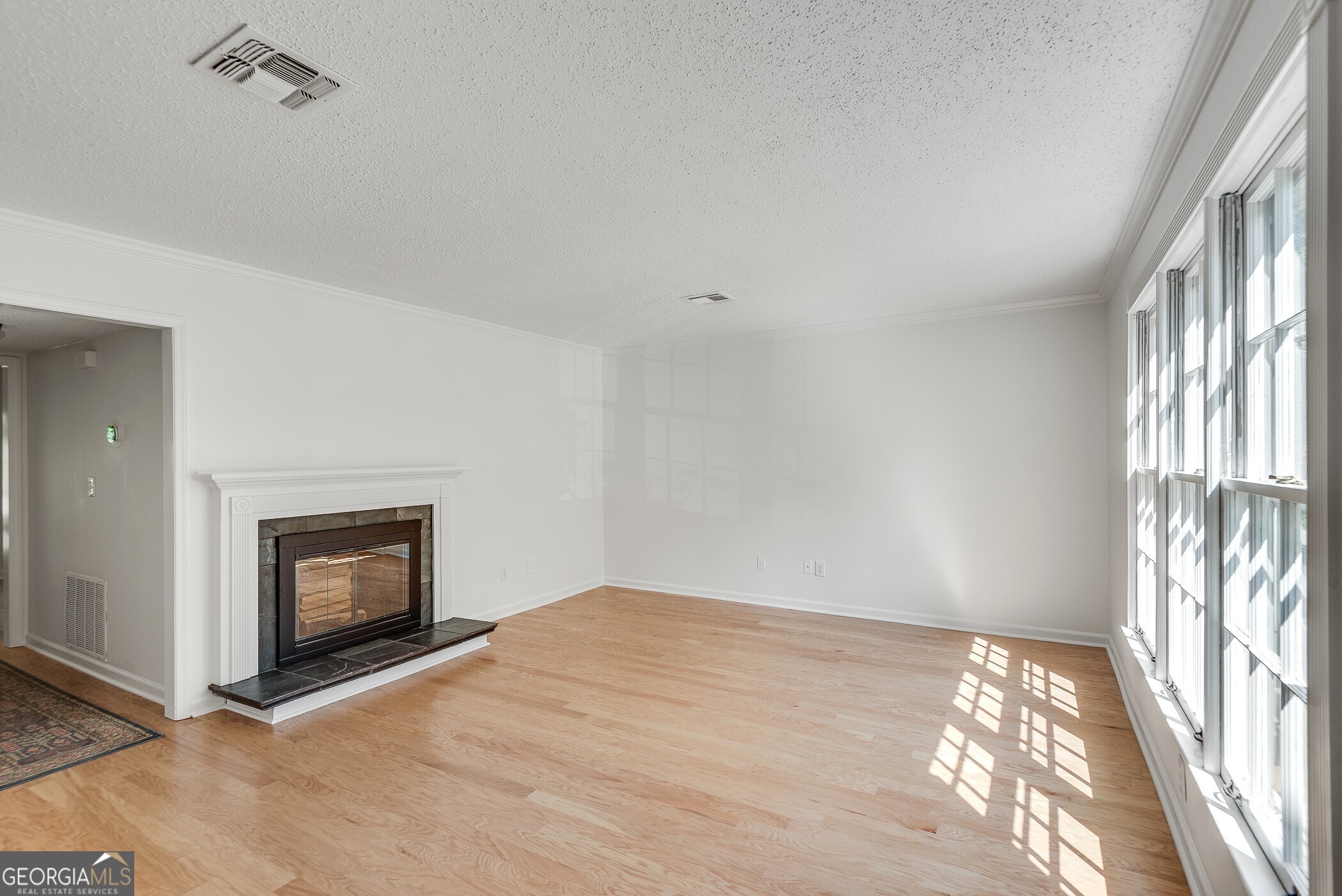 2474 Northlake Court