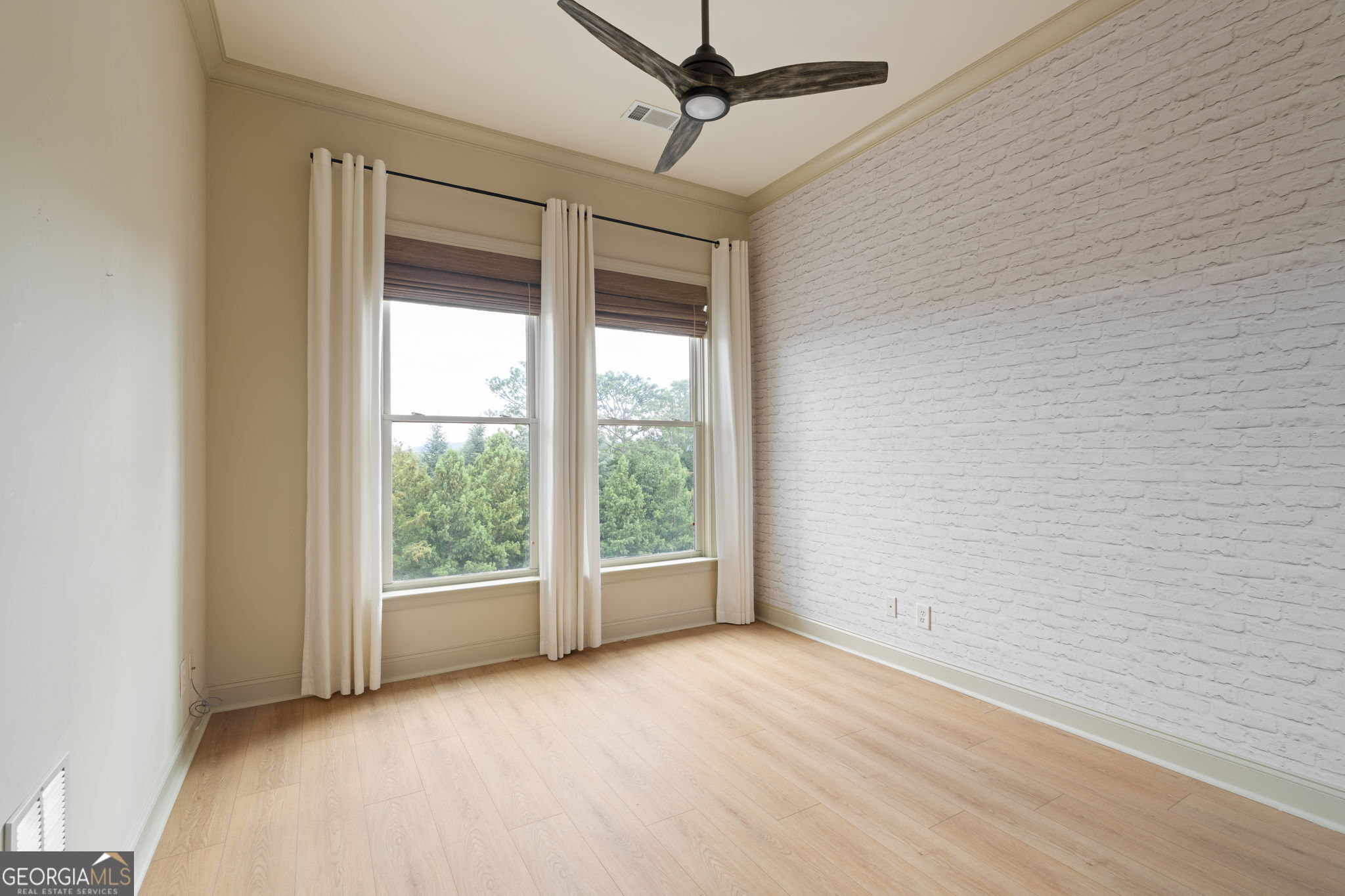 360 Chambers Street # 210