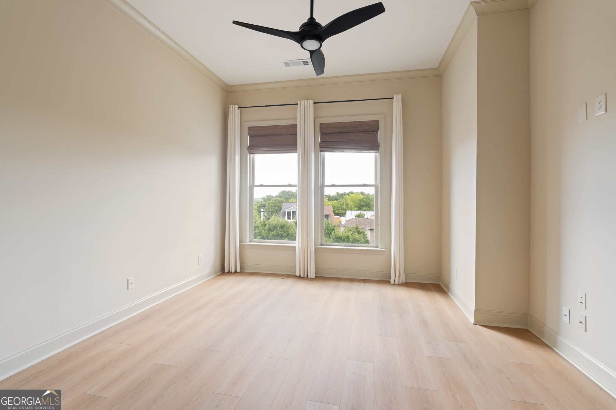 360 Chambers Street # 210