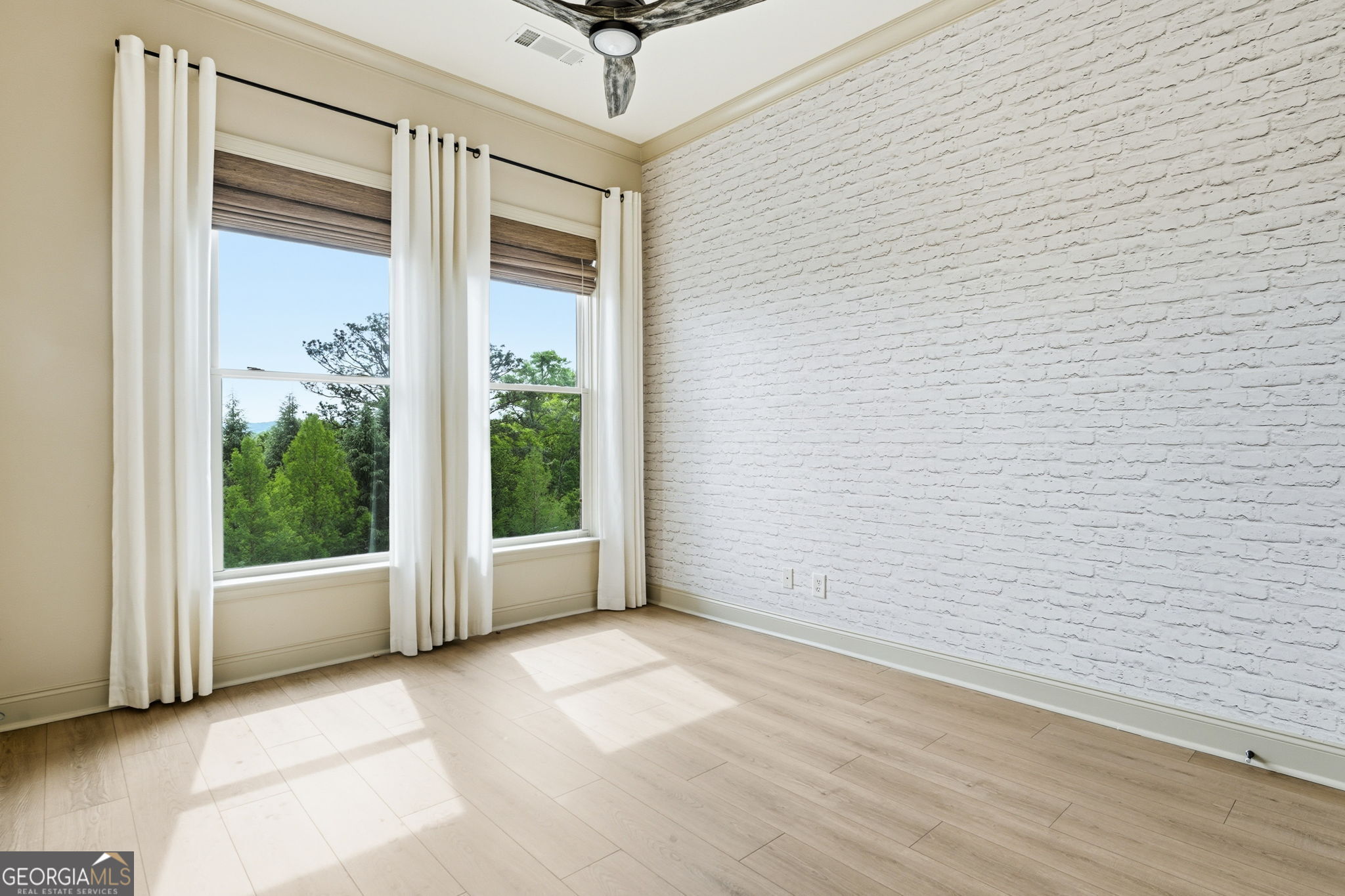 360 Chambers Street # 210