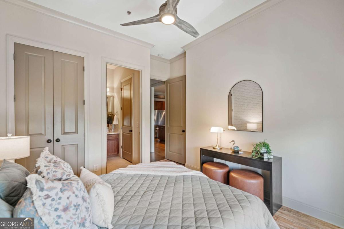 360 Chambers Street # 210