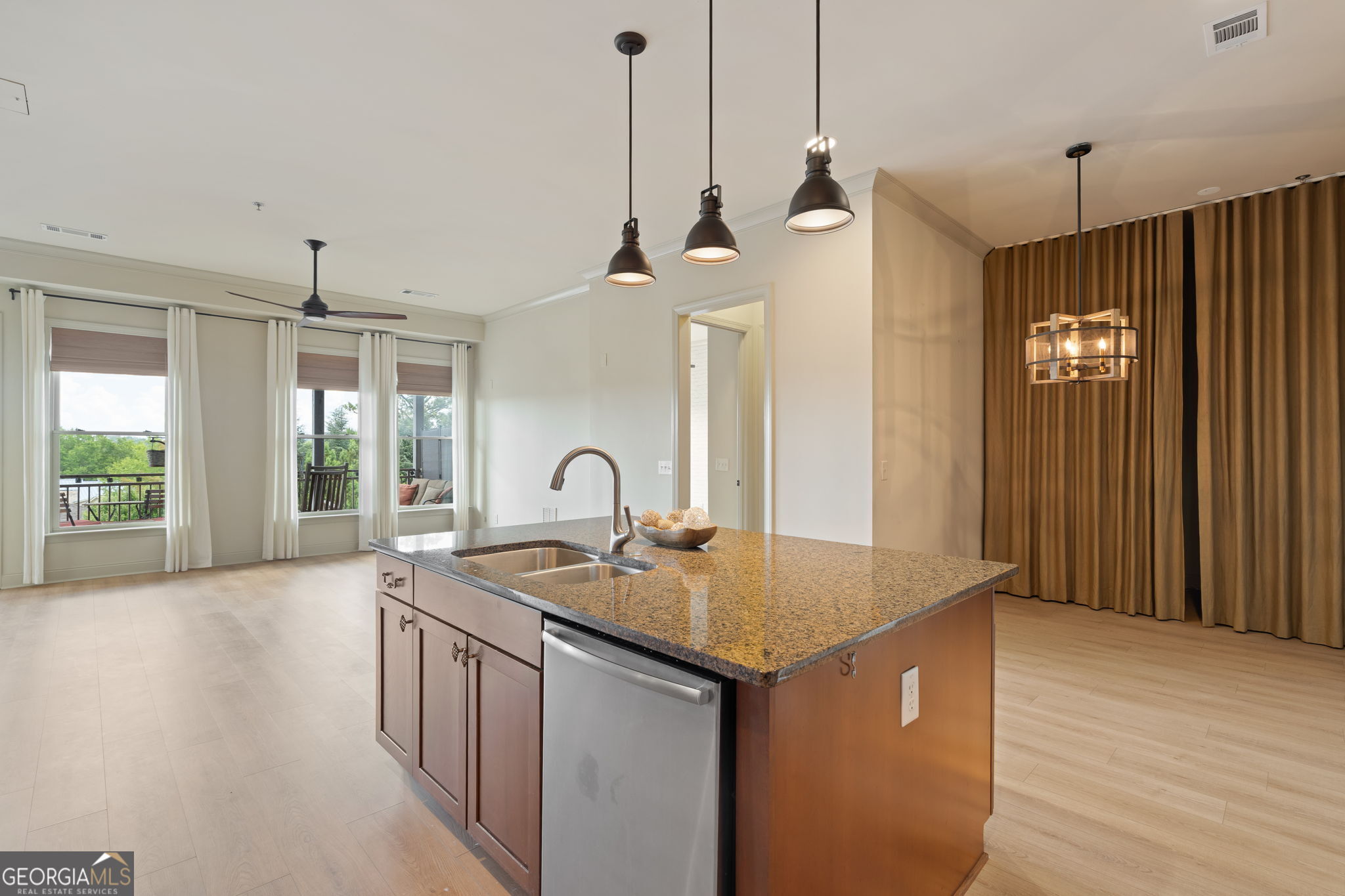 360 Chambers Street # 210