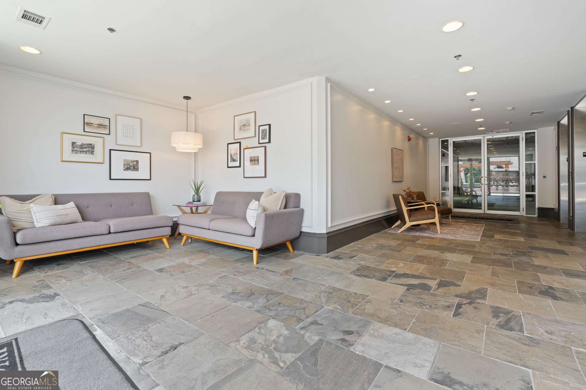 360 Chambers Street # 210