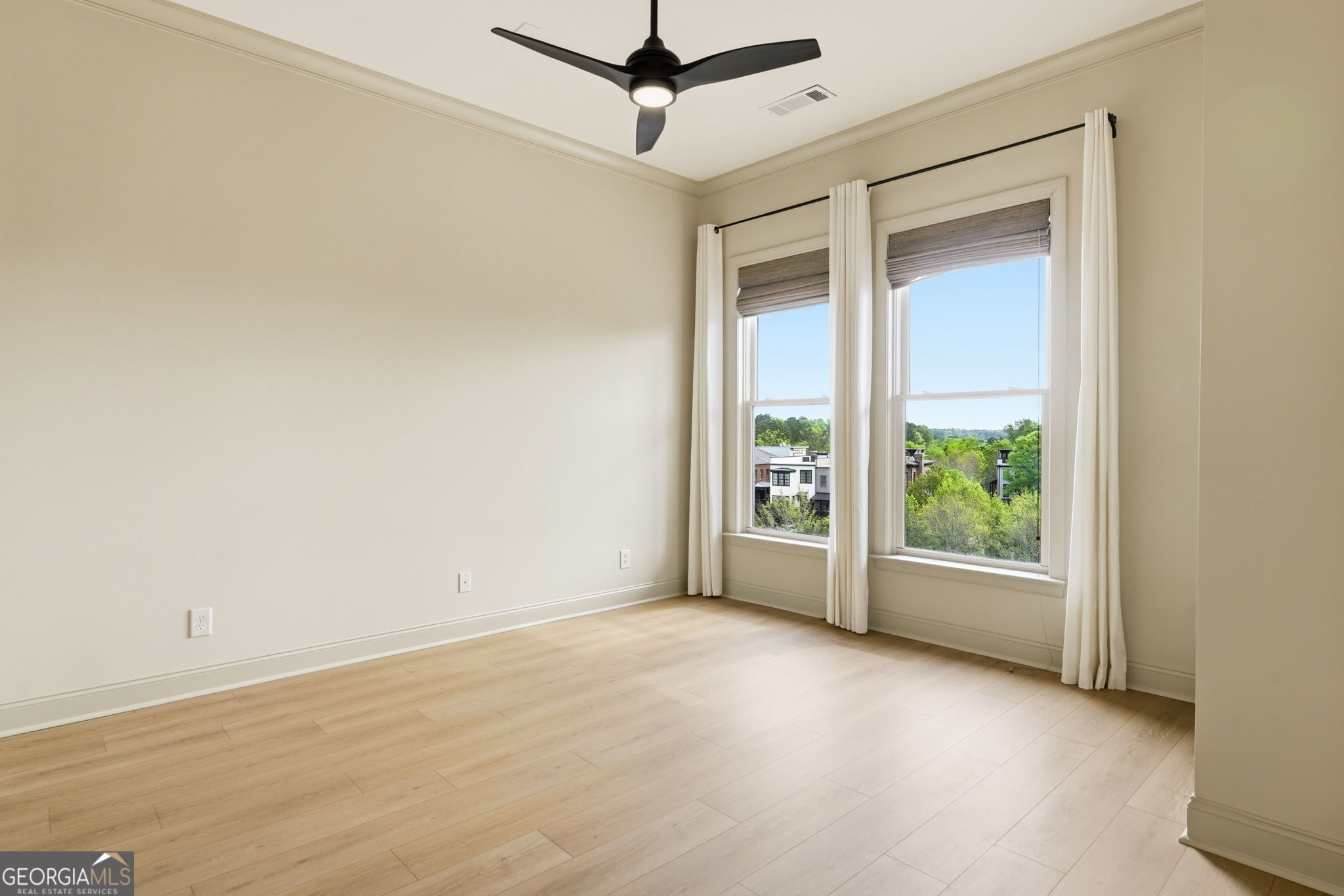 360 Chambers Street # 210