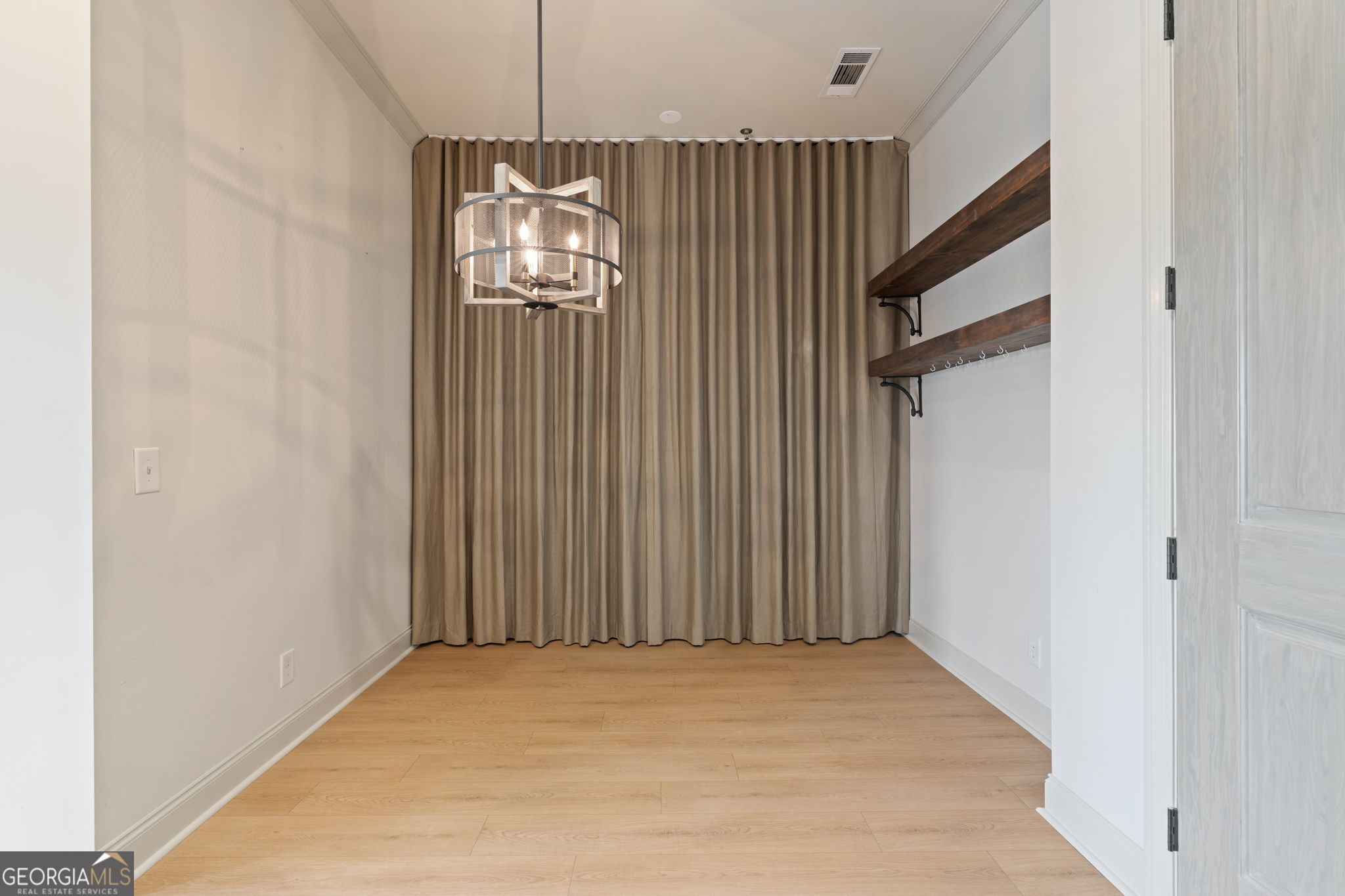 360 Chambers Street # 210
