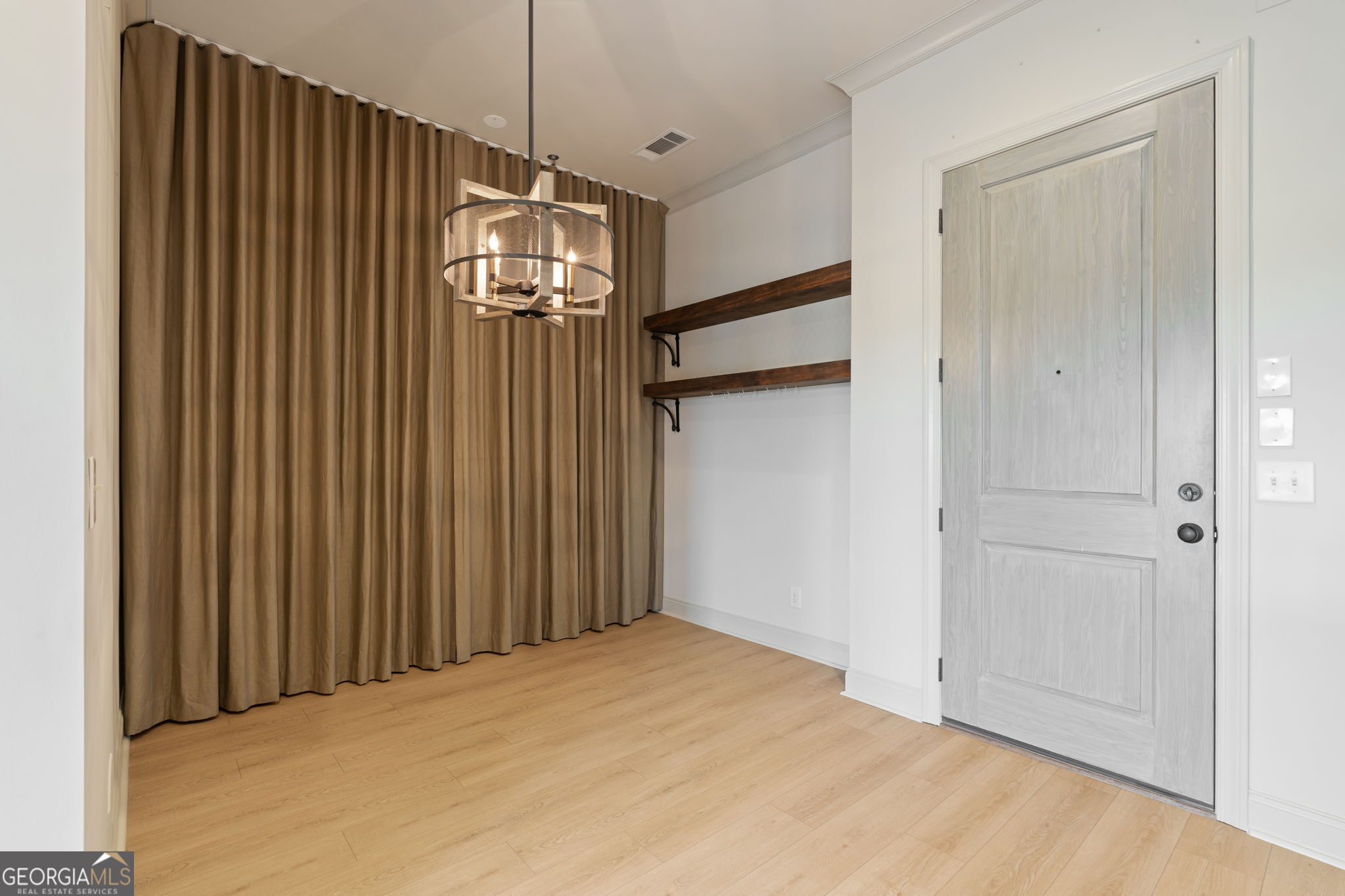 360 Chambers Street # 210