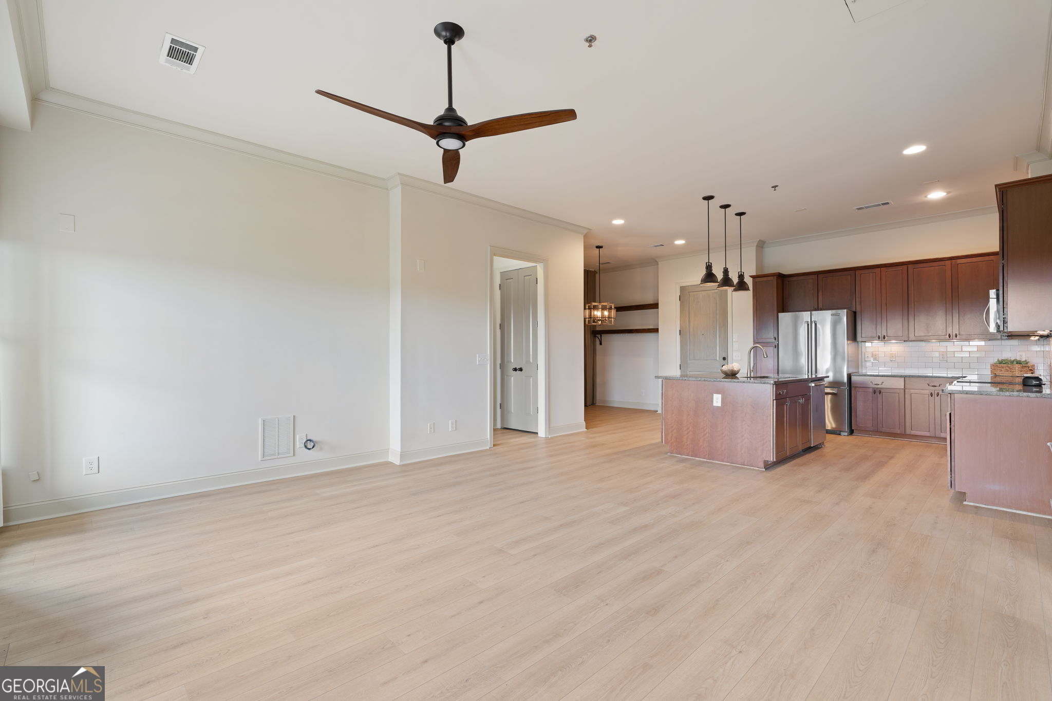 360 Chambers Street # 210