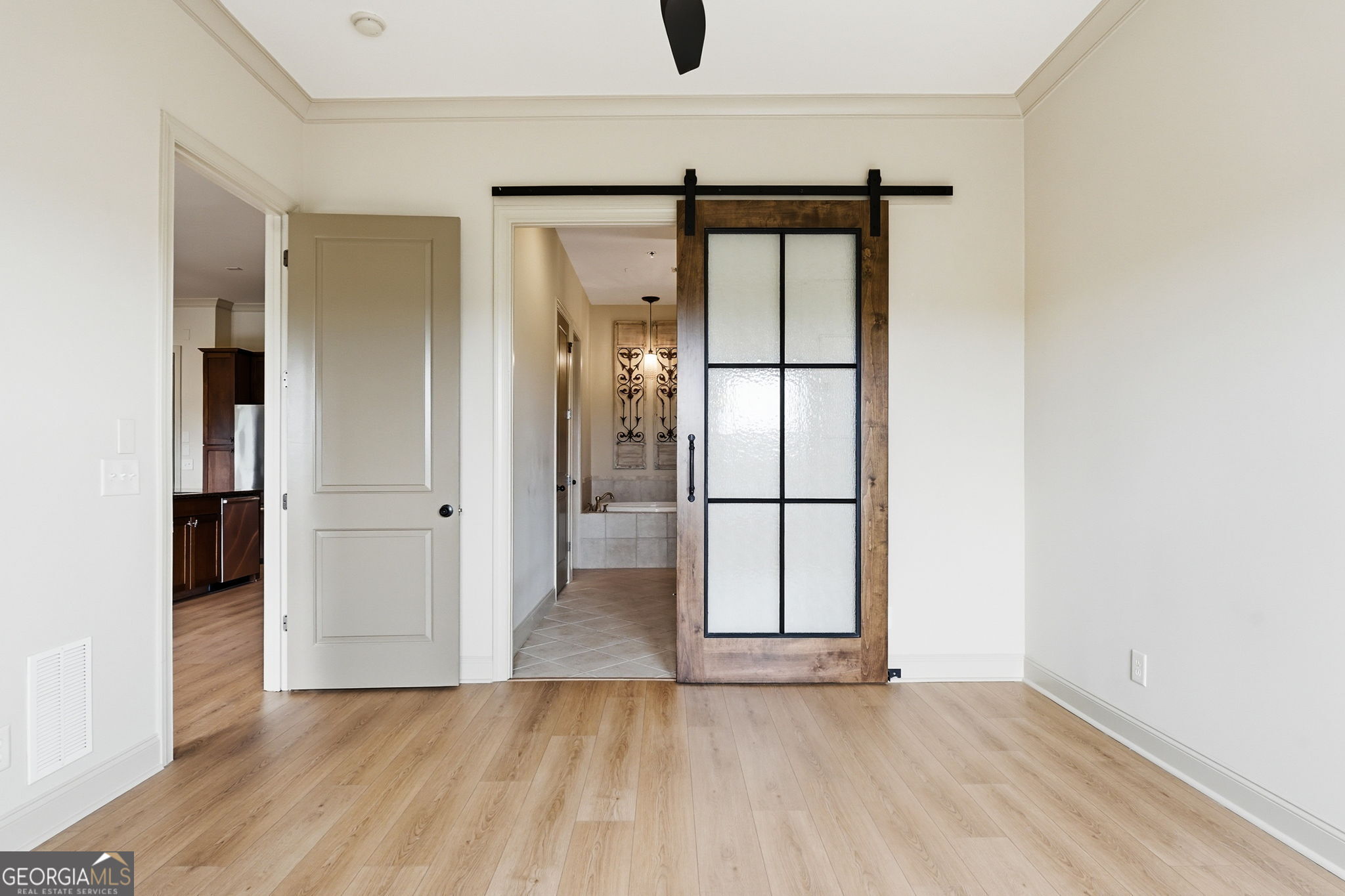 360 Chambers Street # 210