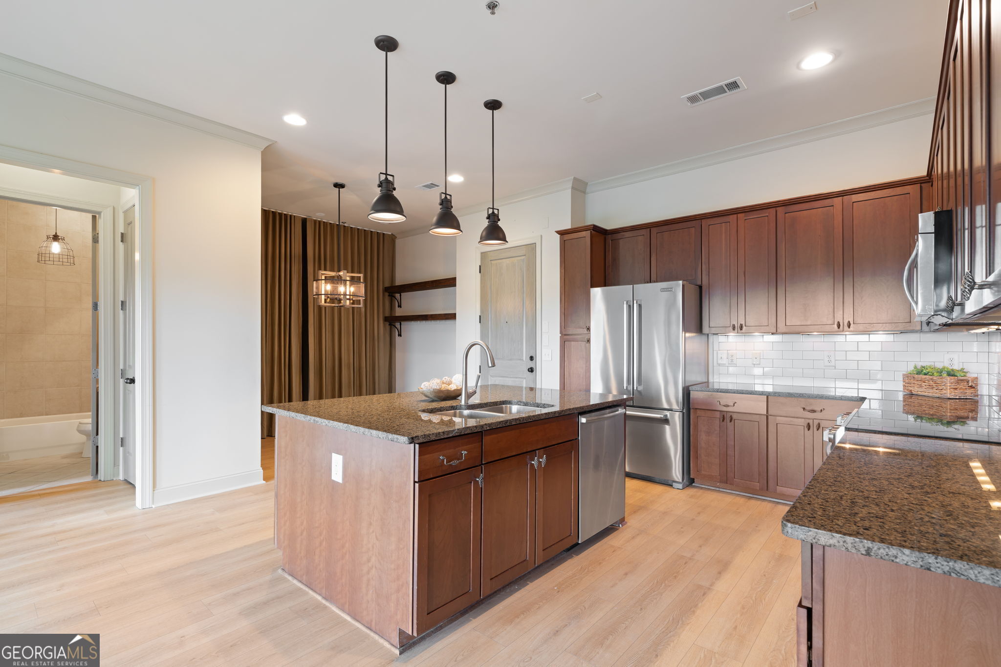 360 Chambers Street # 210