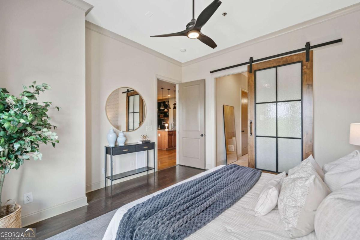 360 Chambers Street # 210