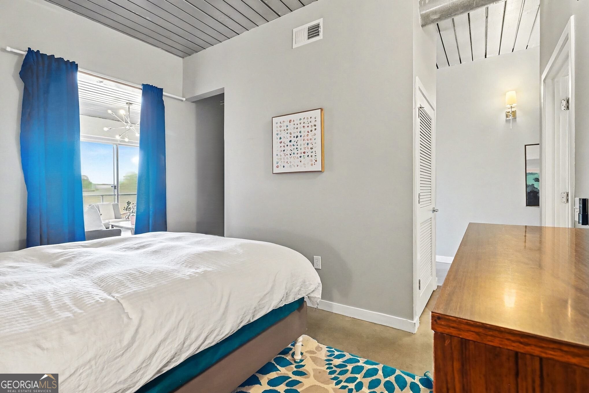 620 Glen Iris Drive NE # 401