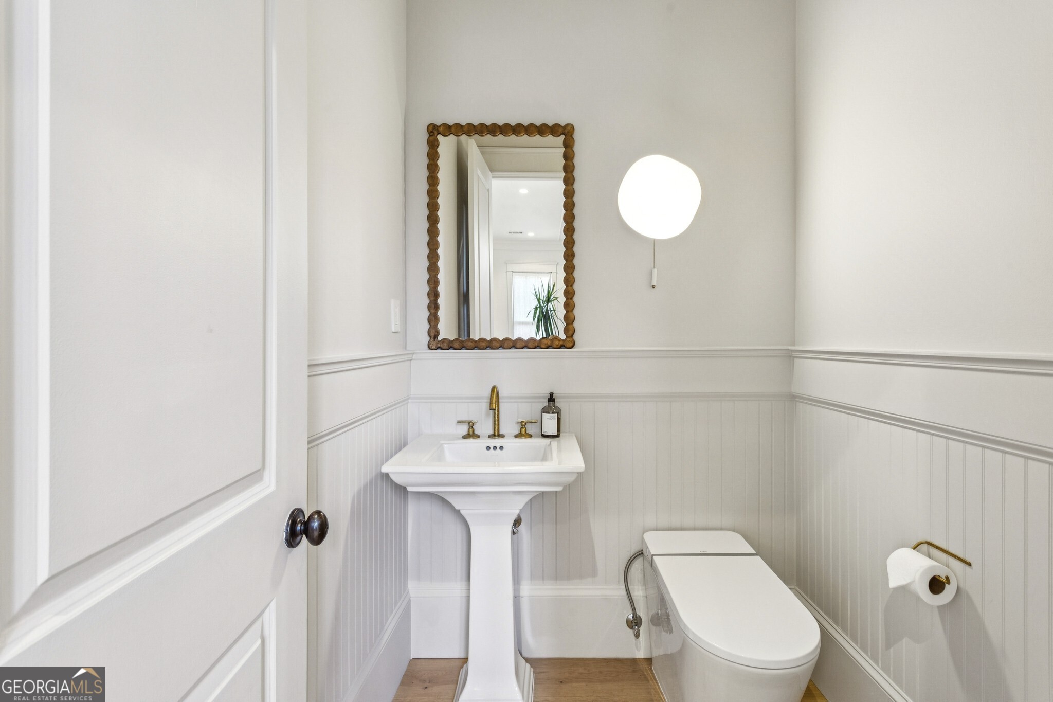 691 Willoughby Way NE