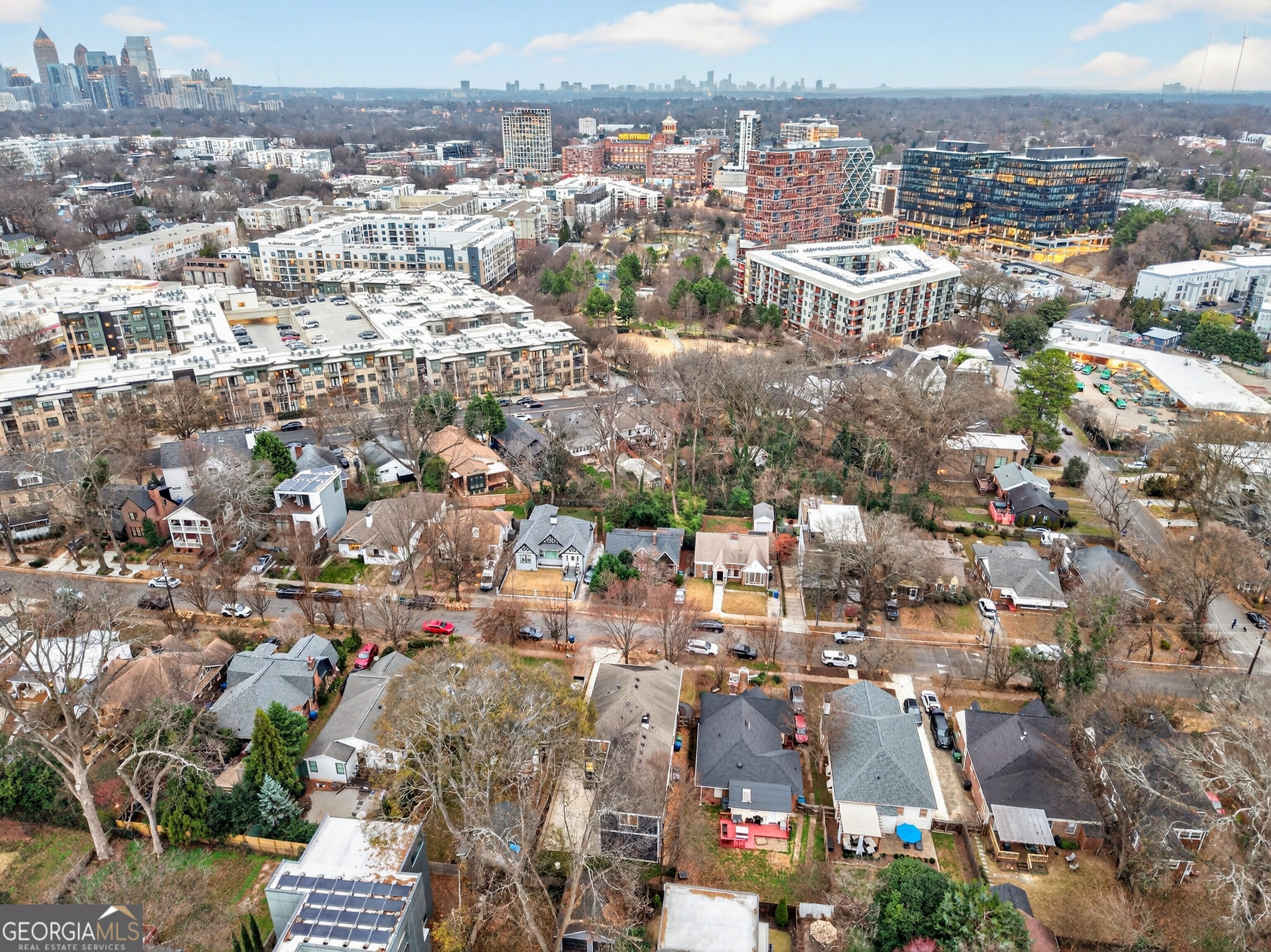 691 Willoughby Way NE