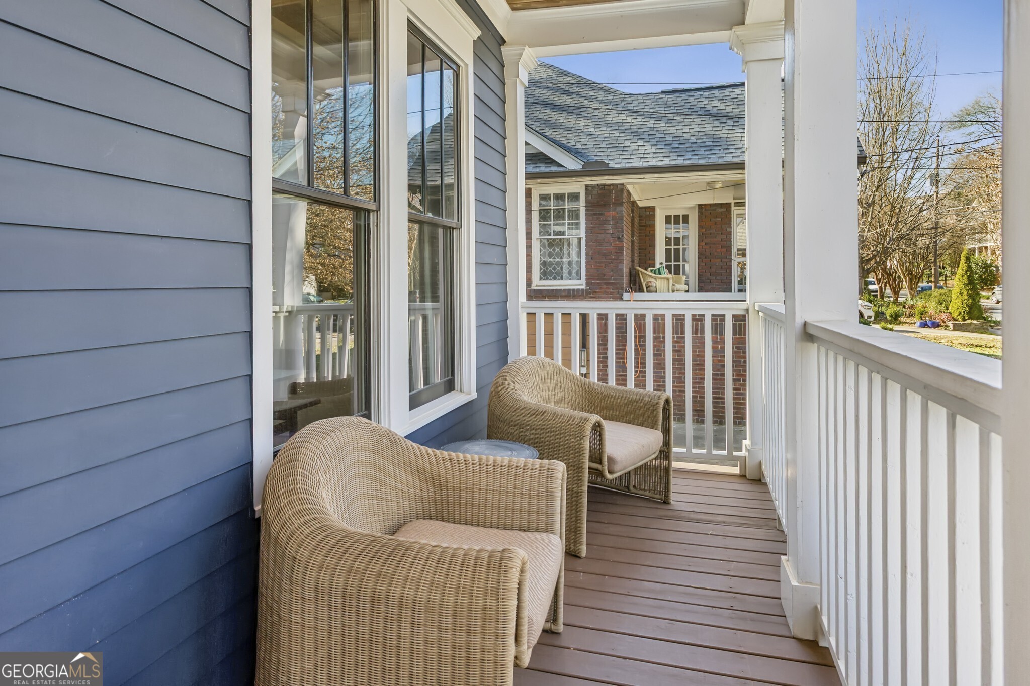 691 Willoughby Way NE