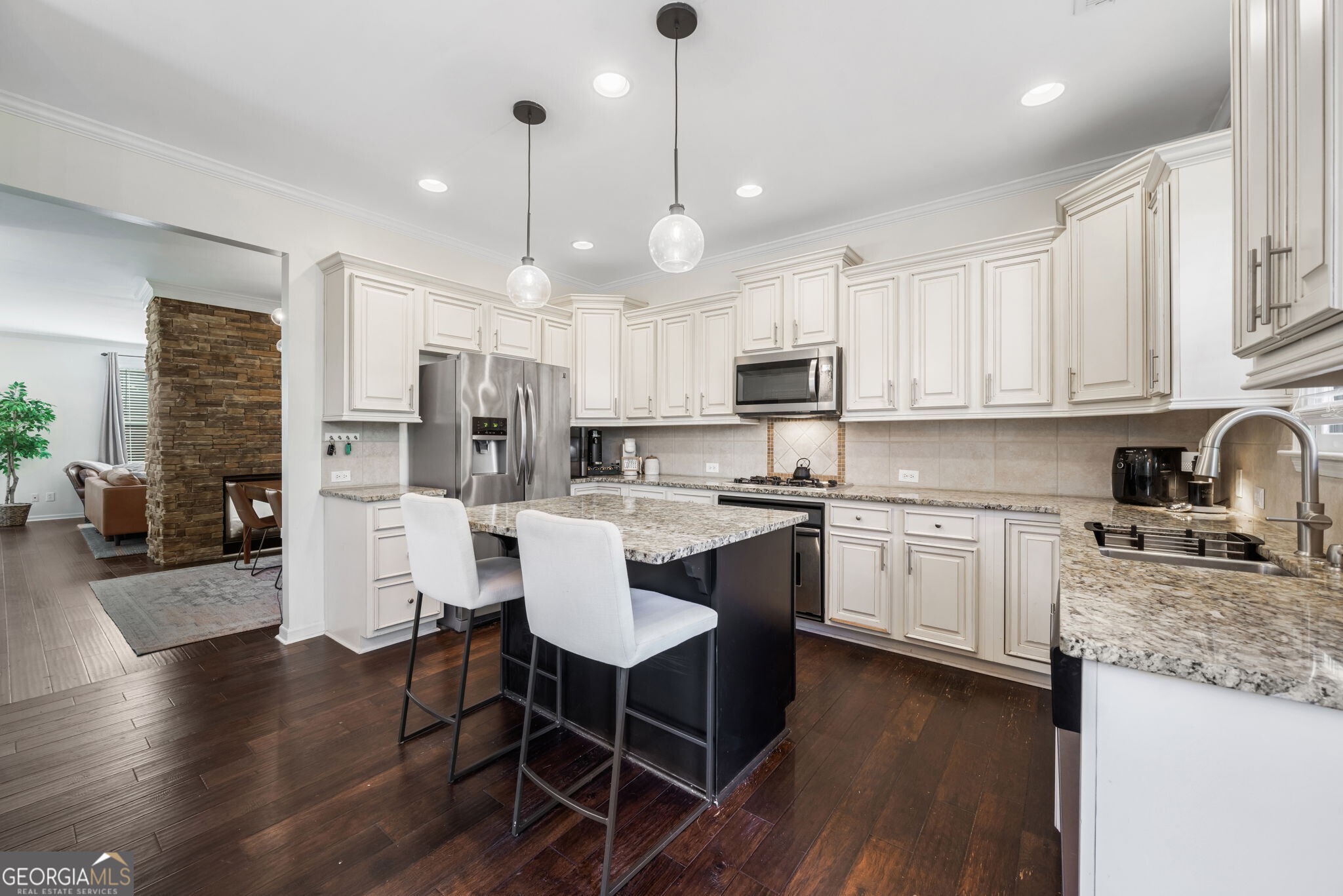 5800 Waters Edge Trail