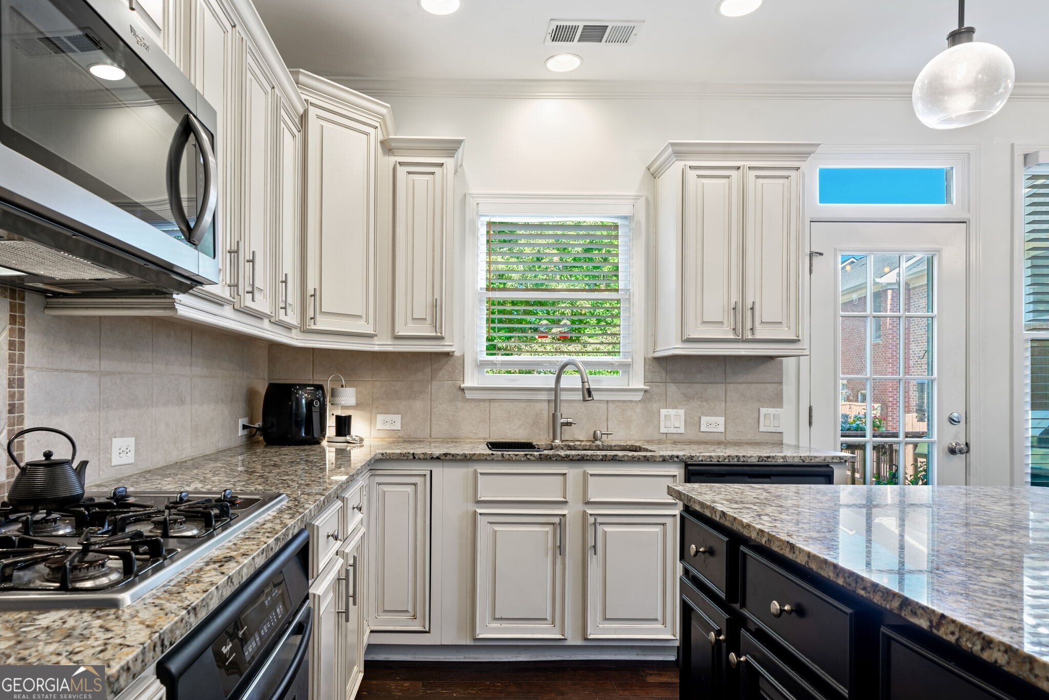 5800 Waters Edge Trail