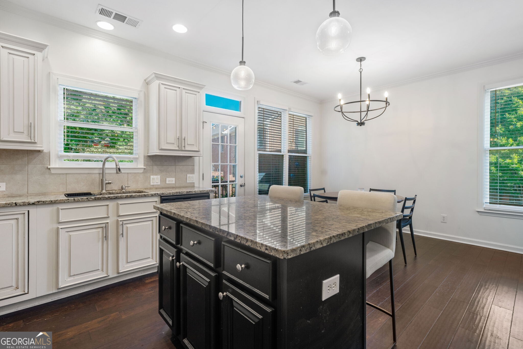 5800 Waters Edge Trail