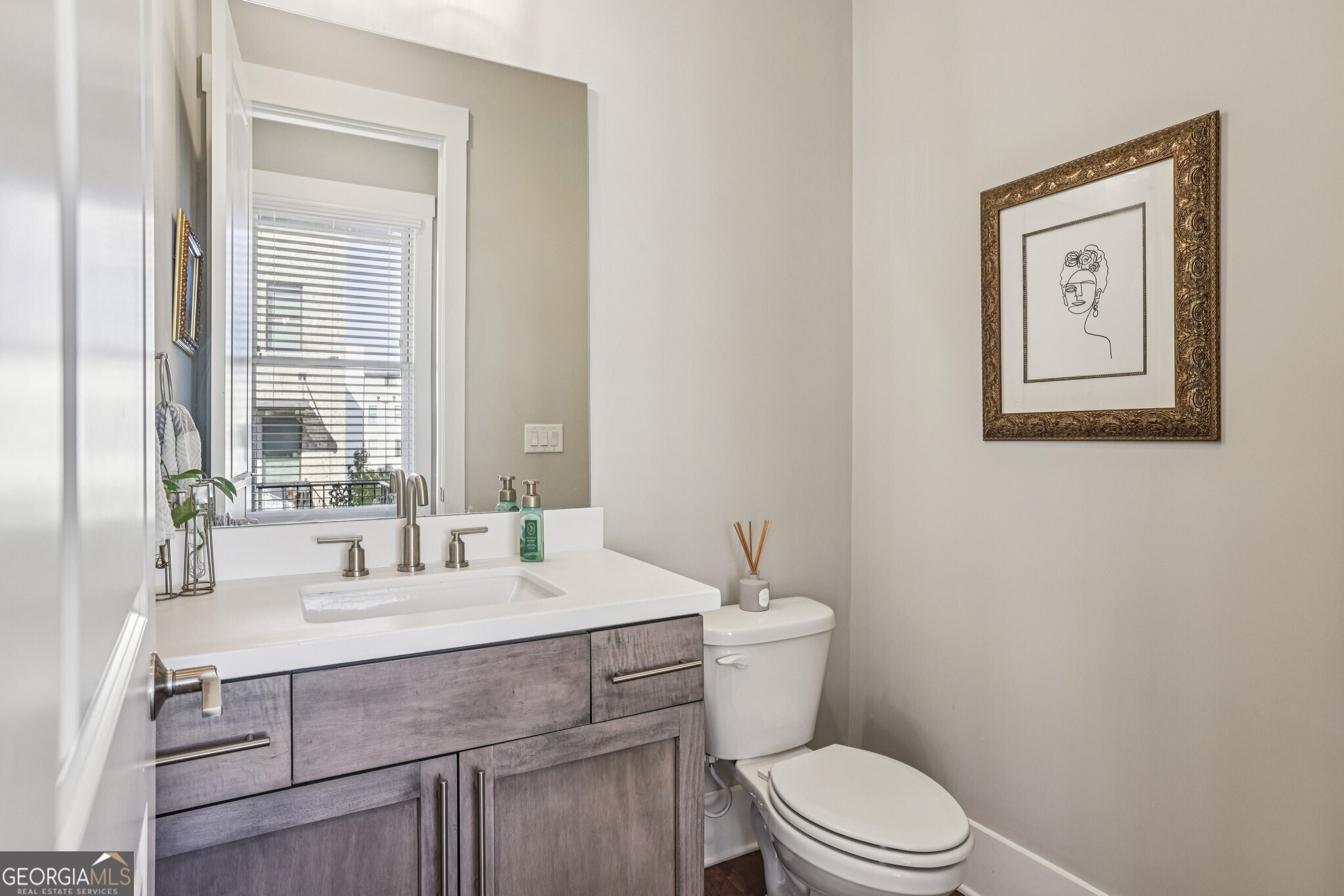 1024 Robert Smalls Way