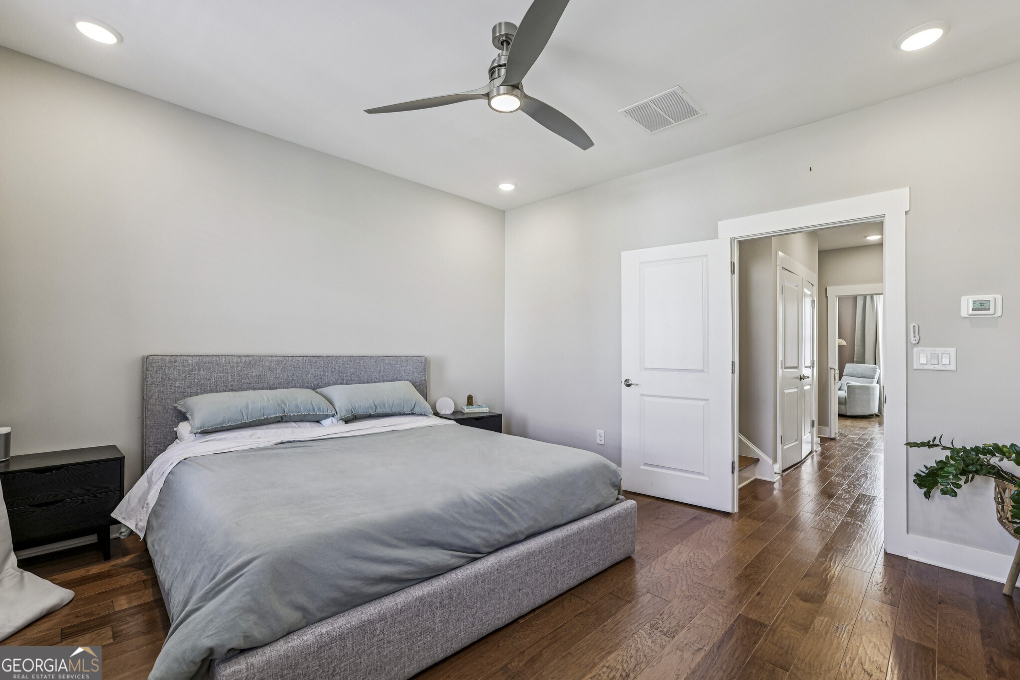 1024 Robert Smalls Way