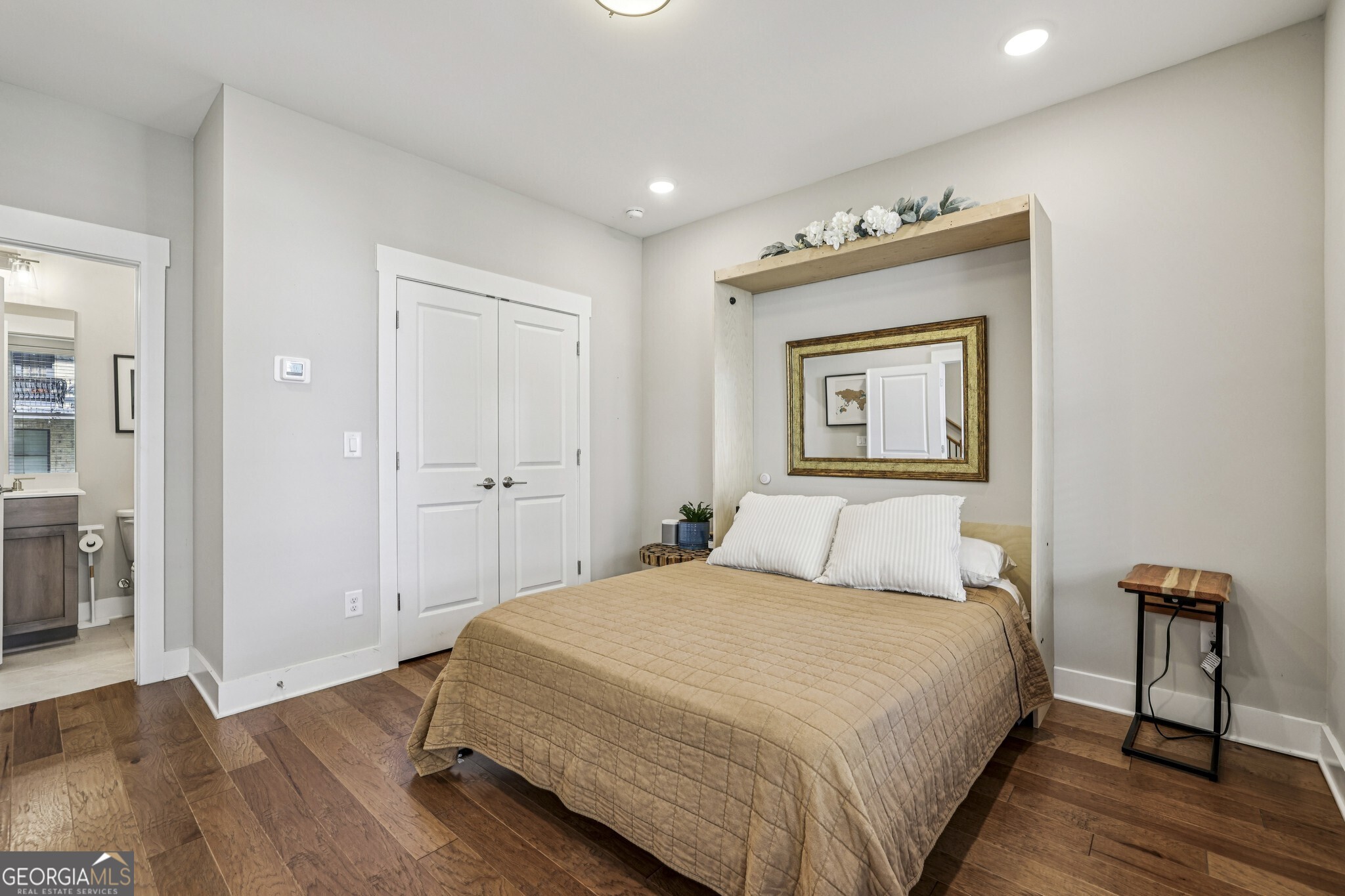 1024 Robert Smalls Way