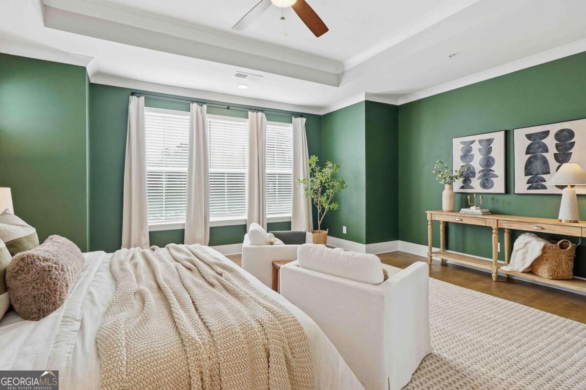 826 S Columbia Drive