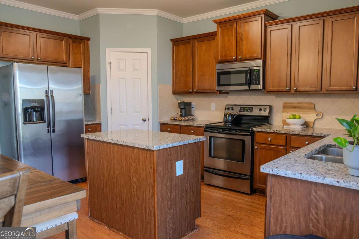 1649 Liberty Parkway NW