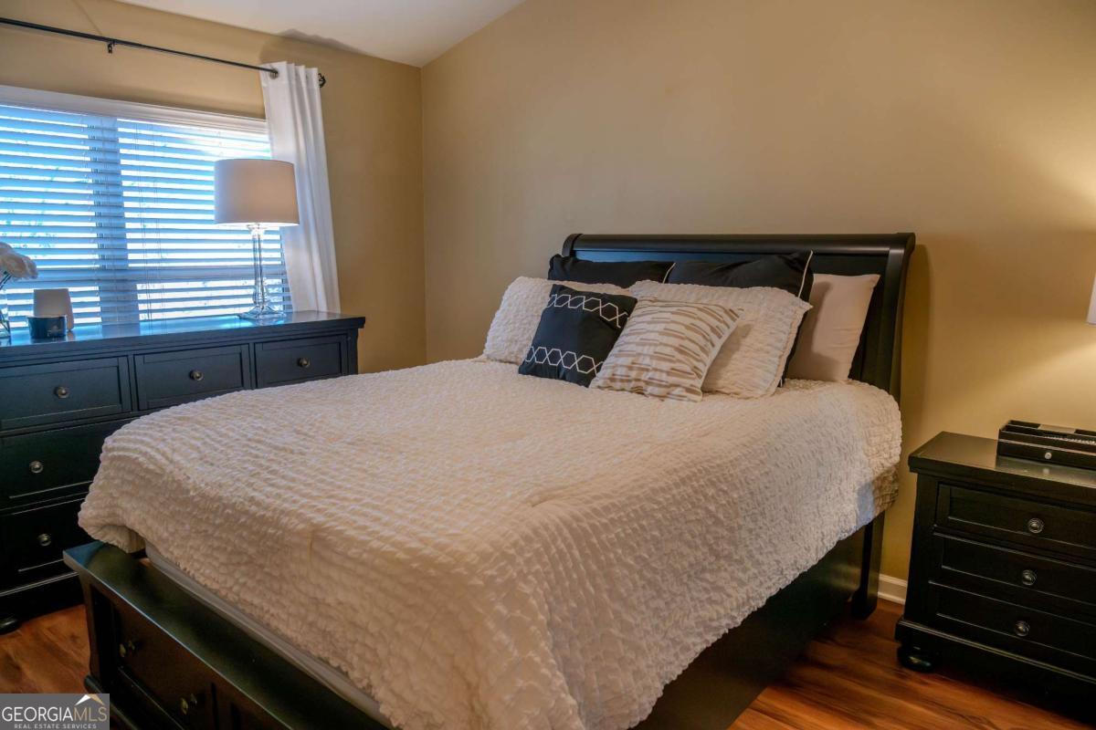 1649 Liberty Parkway NW