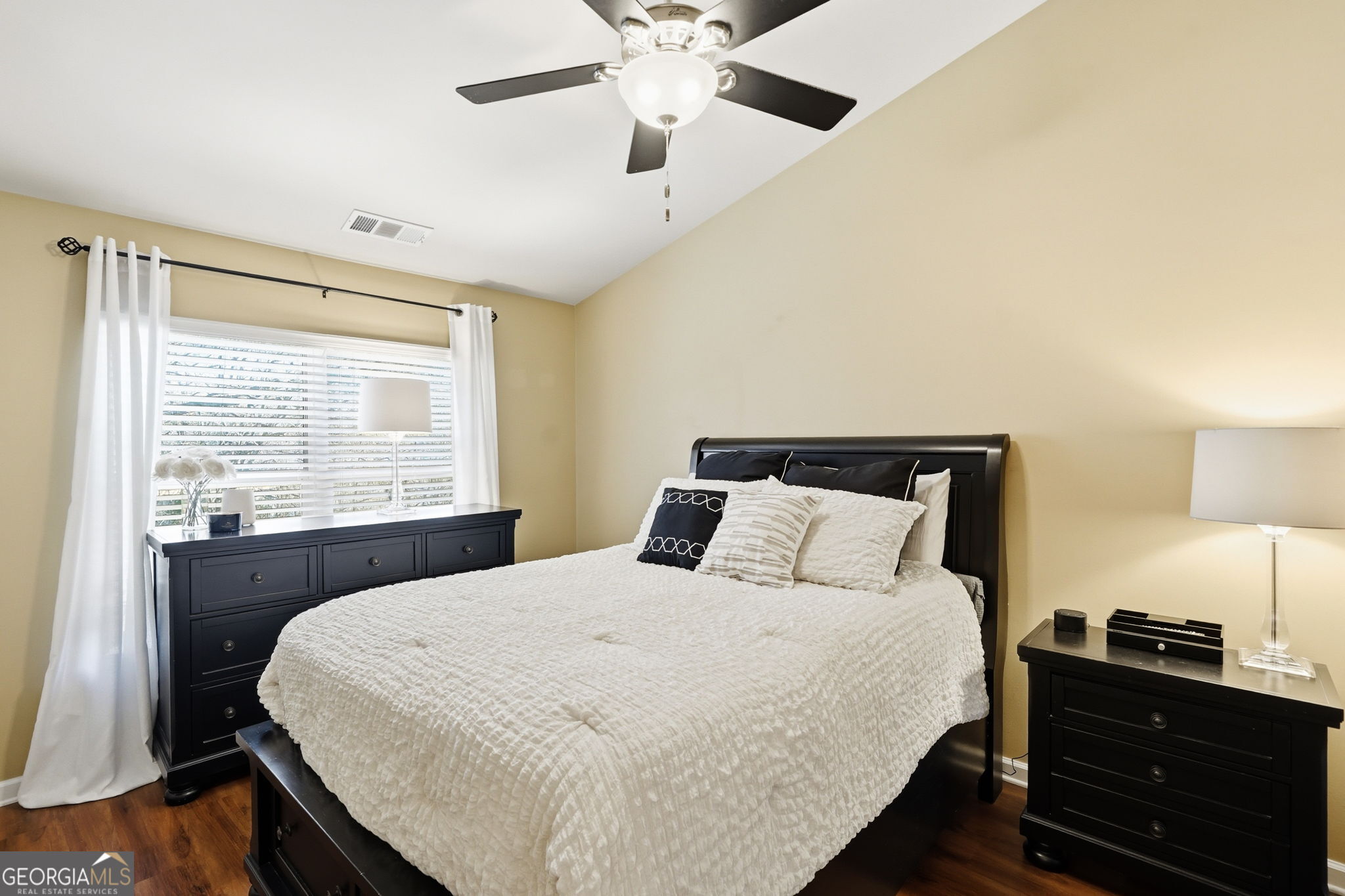 1649 Liberty Parkway NW