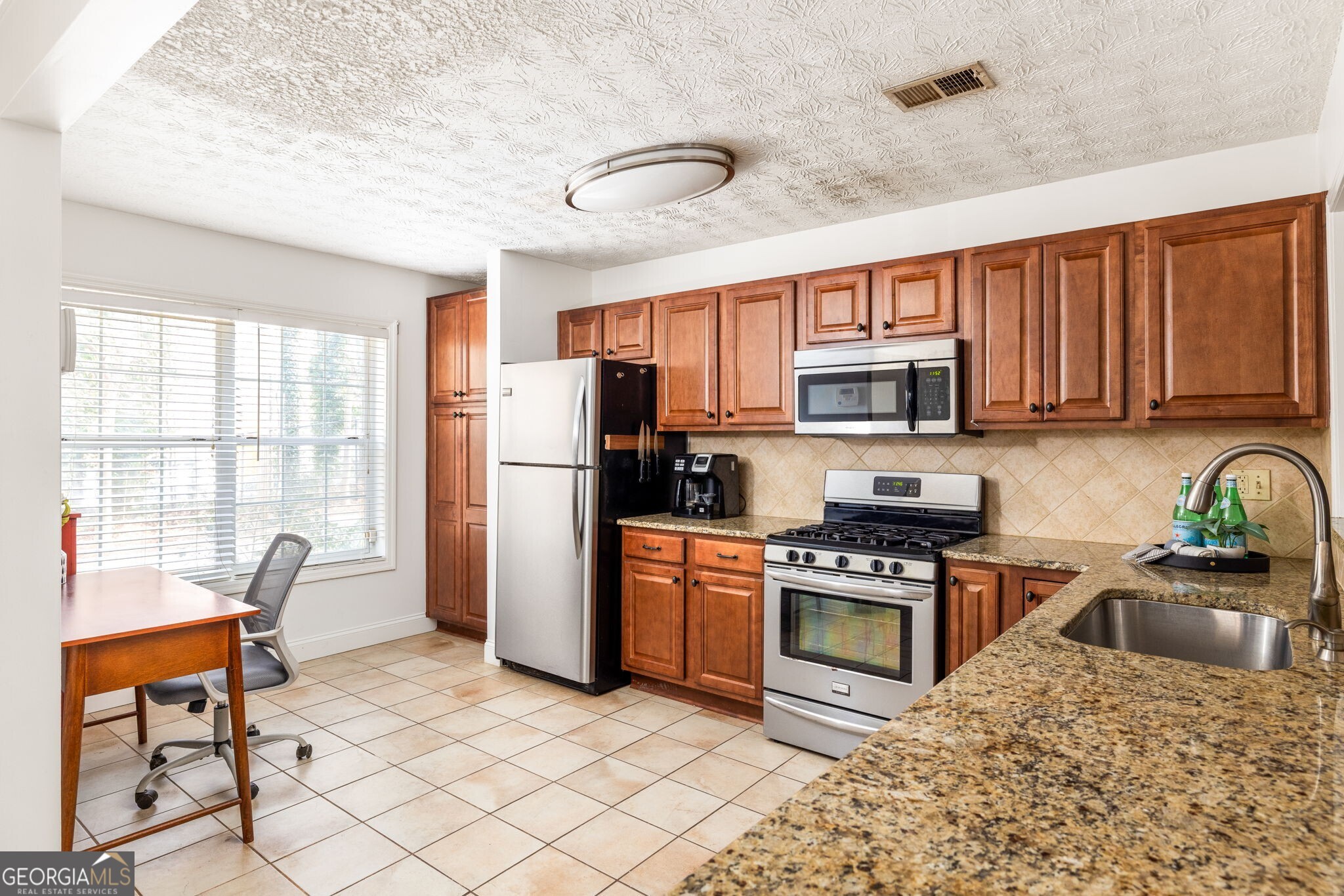 1335 N Crossing Drive NE # 1335