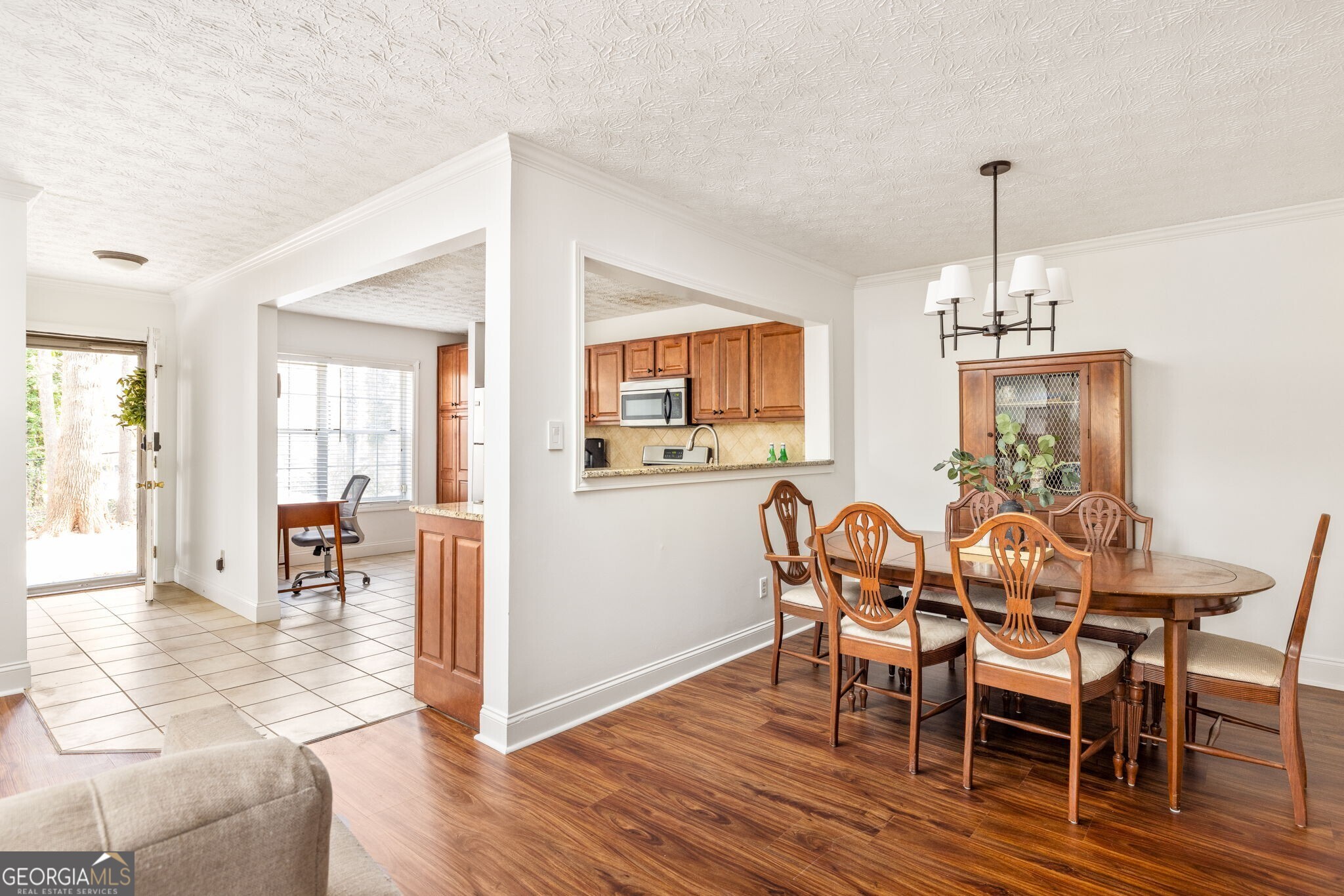 1335 N Crossing Drive NE # 1335