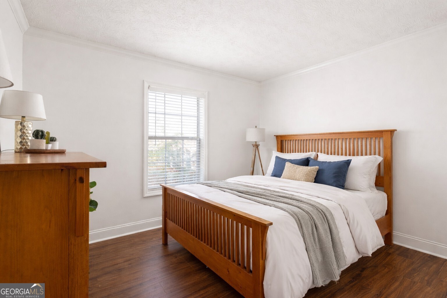 1335 N Crossing Drive NE # 1335