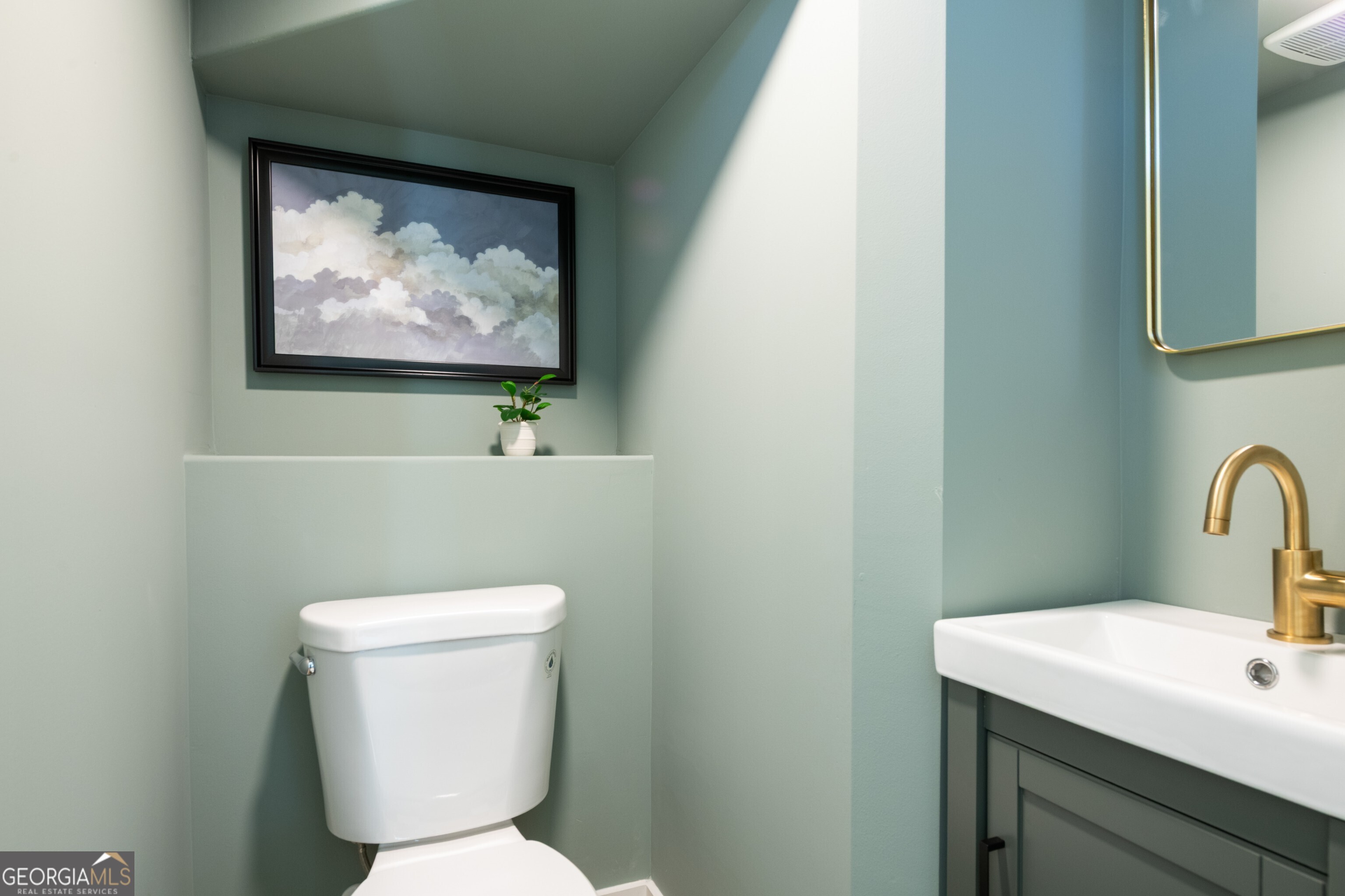 1160 Boulevard SE # 9