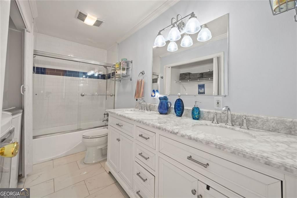 2279 Pernoshal Court