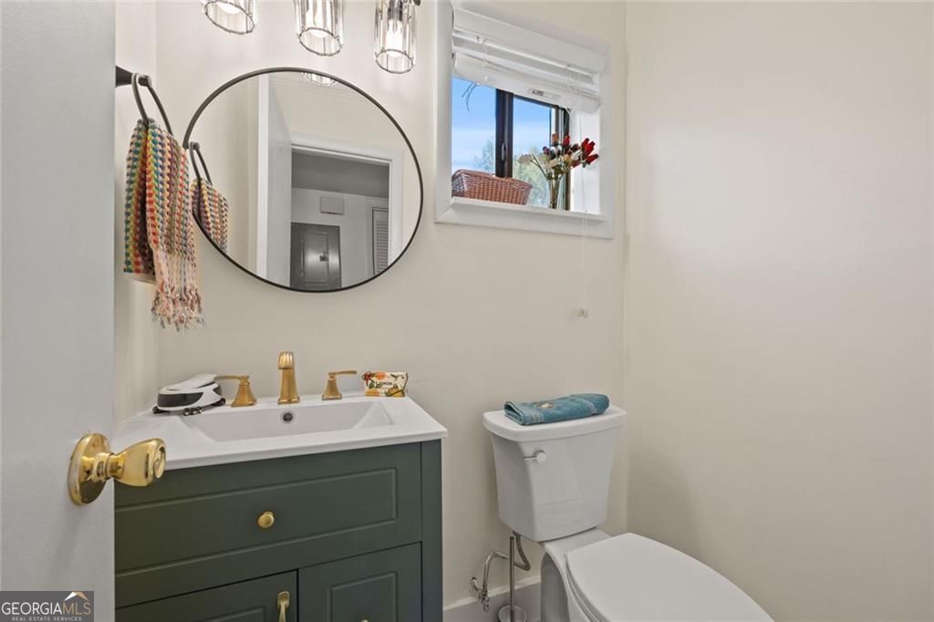 2279 Pernoshal Court