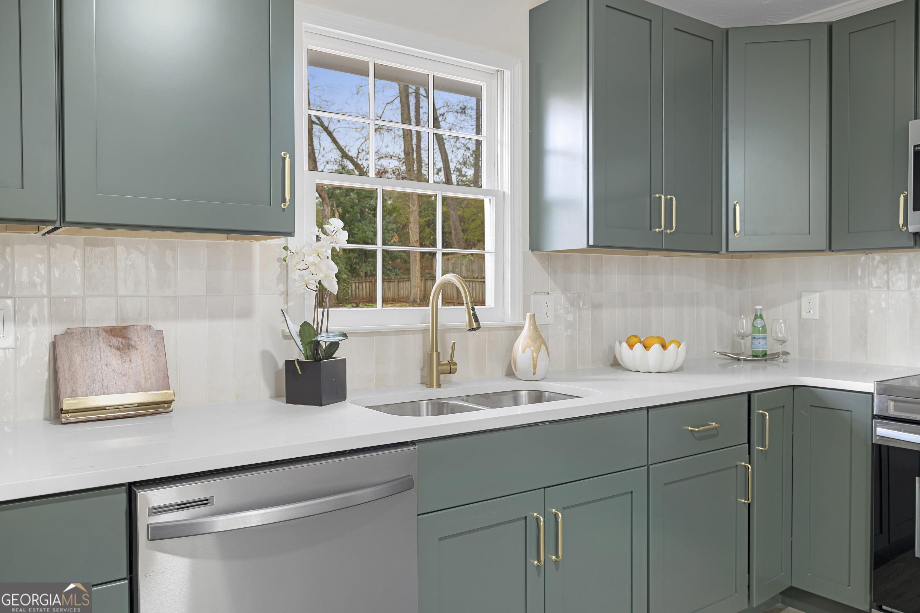 3905 Hunters Chase SW