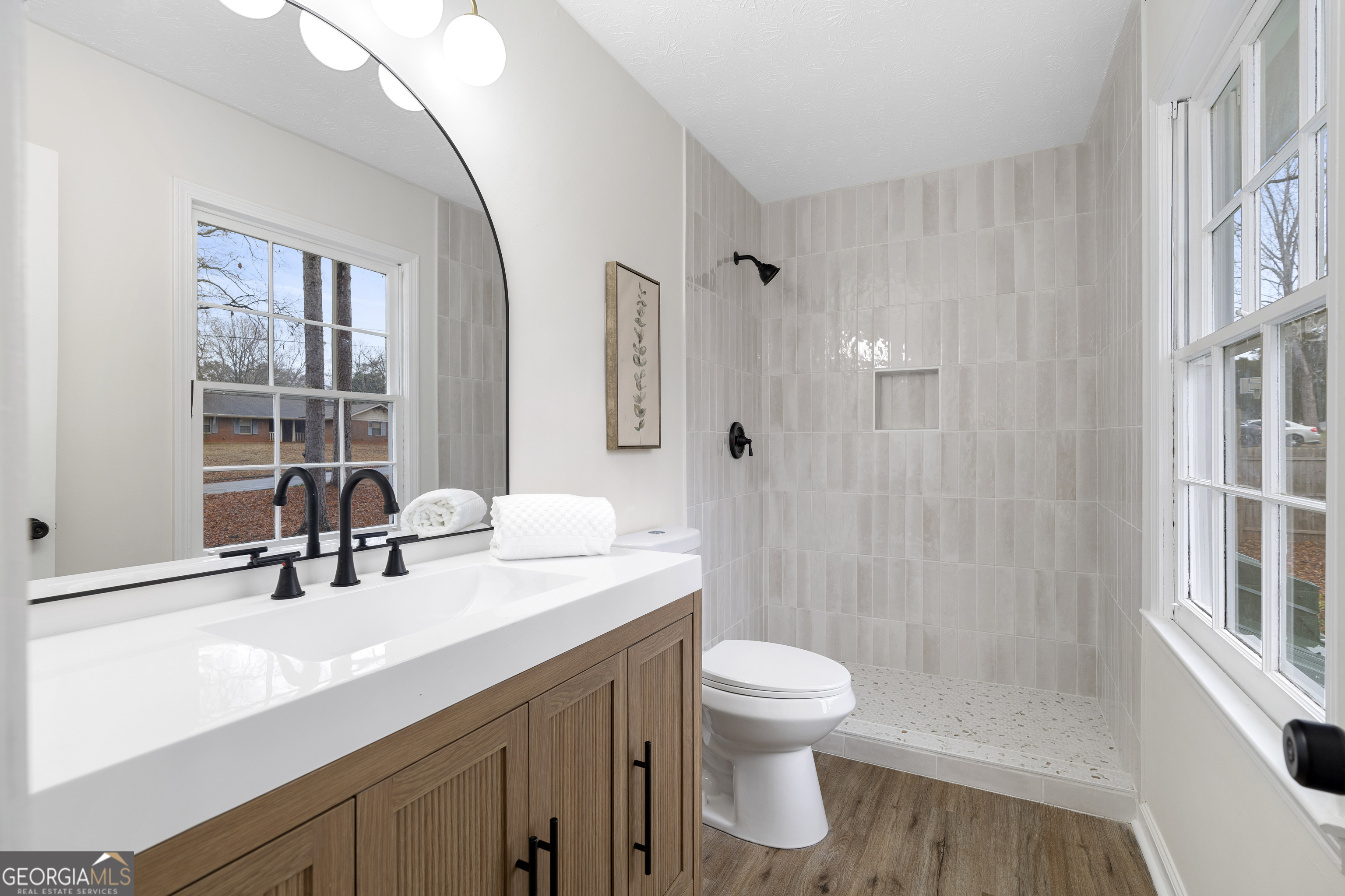 3905 Hunters Chase SW