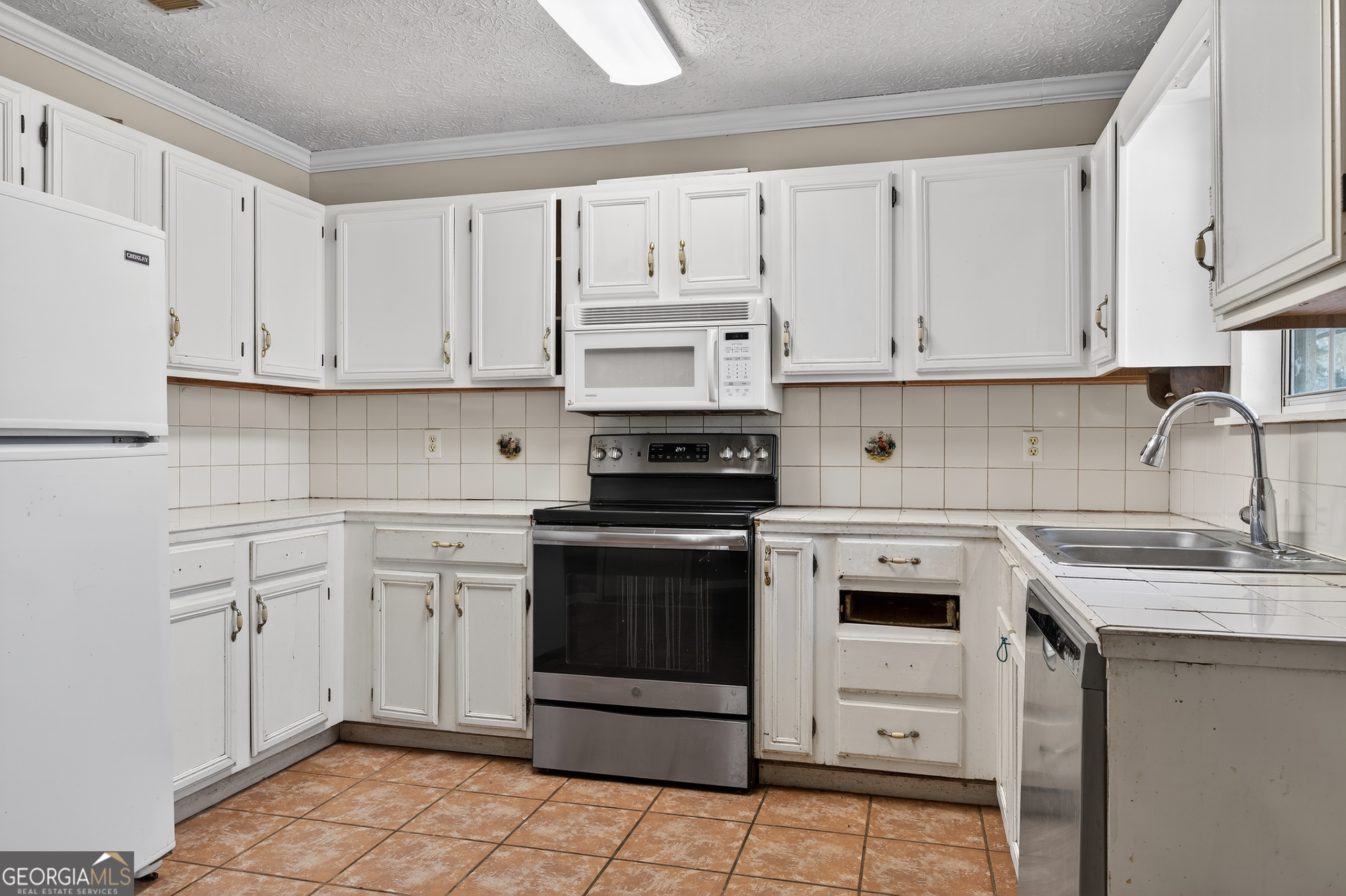 3400 Brookview Drive