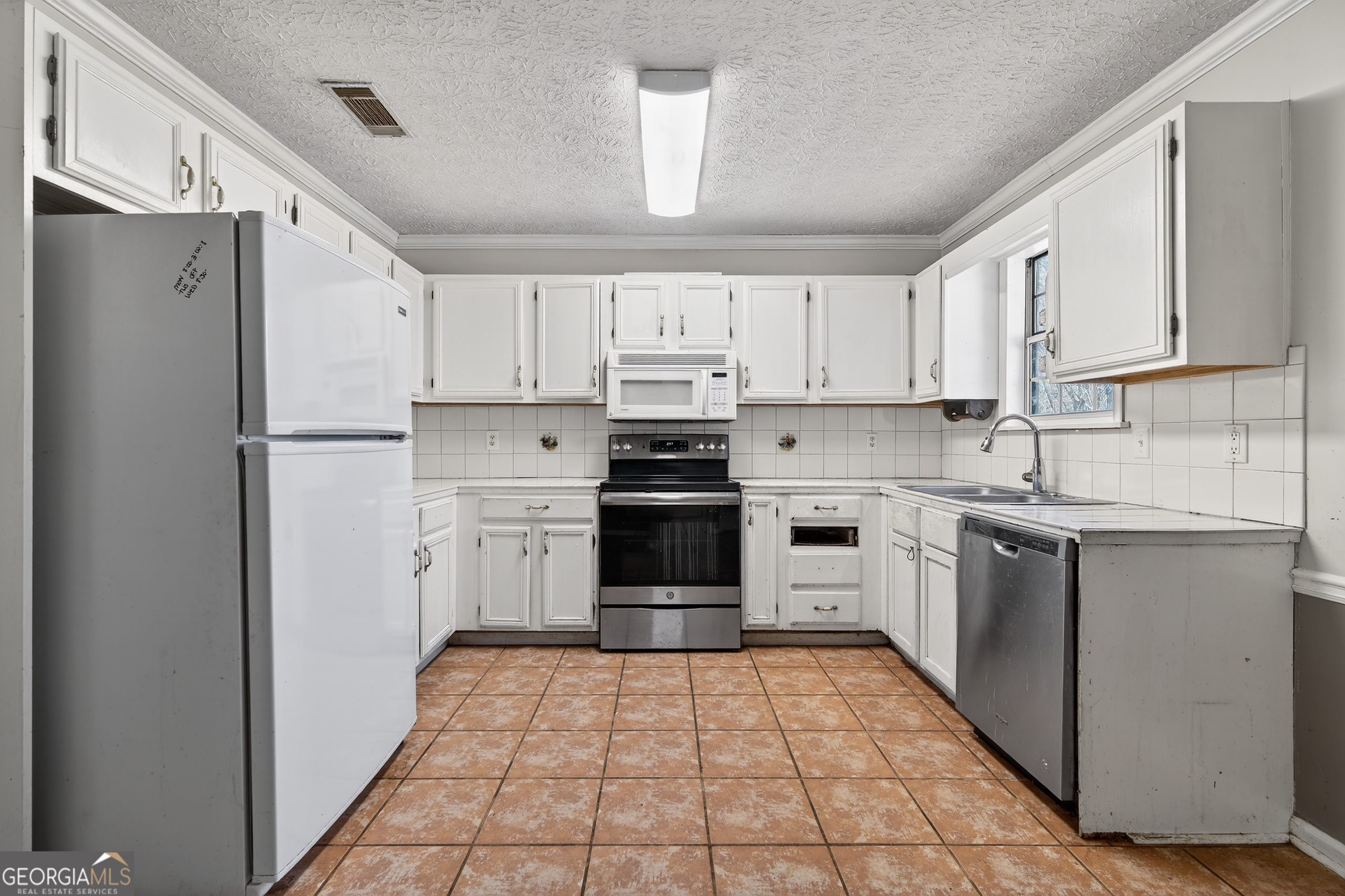 3400 Brookview Drive