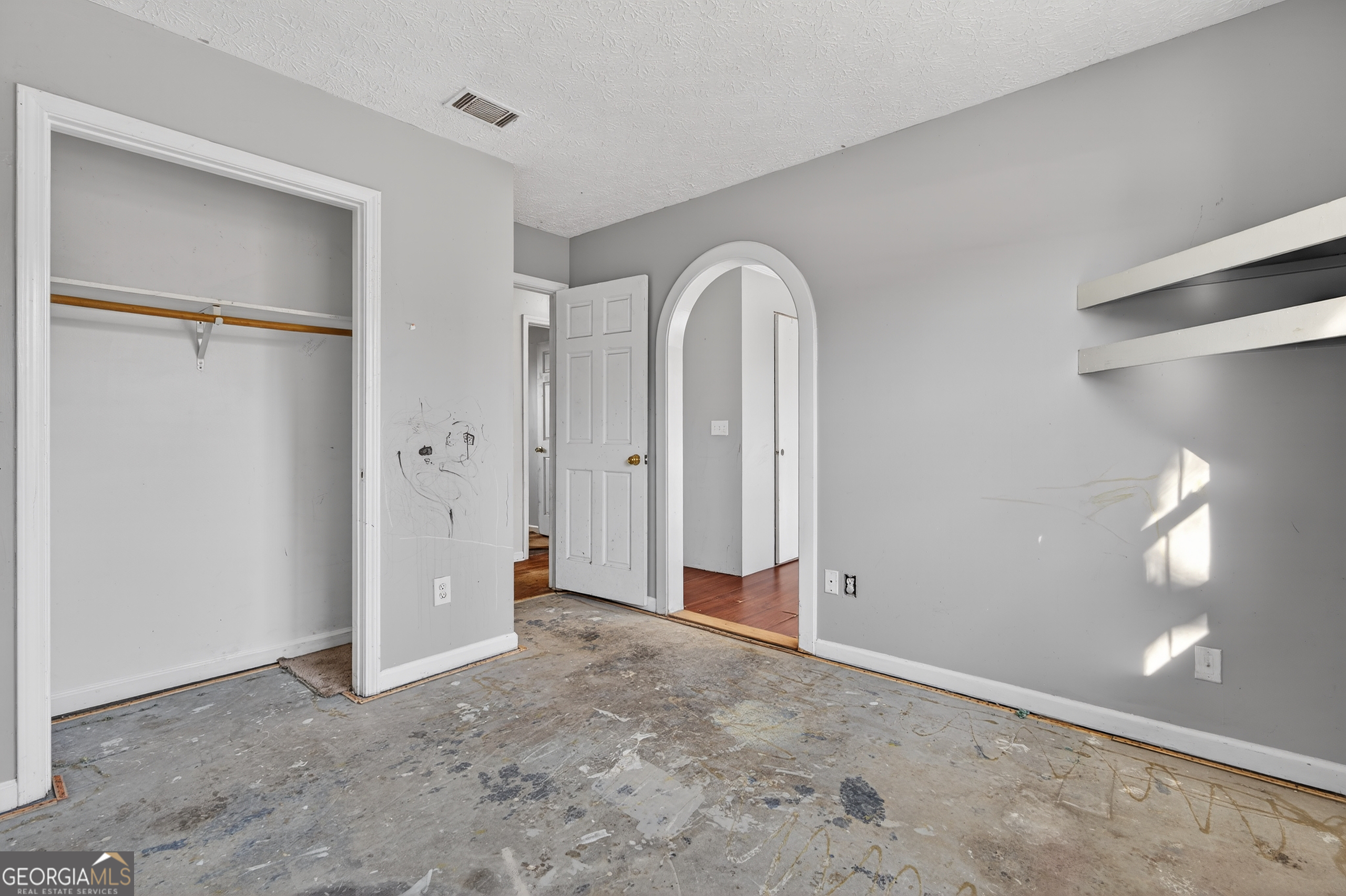 3400 Brookview Drive