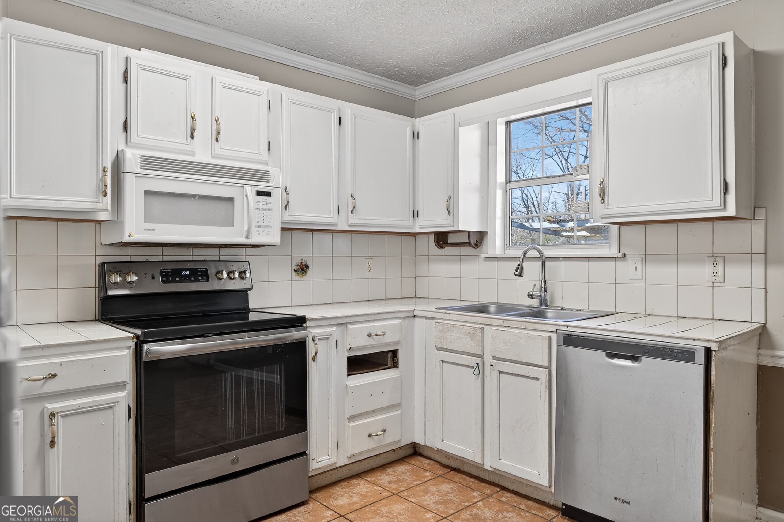 3400 Brookview Drive