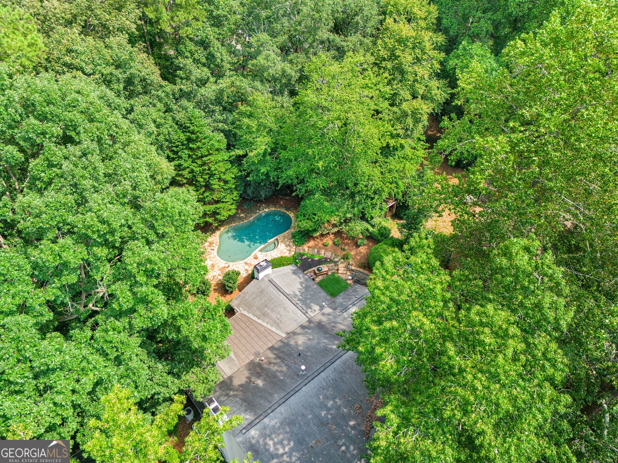 3432 Wynnton Drive NE