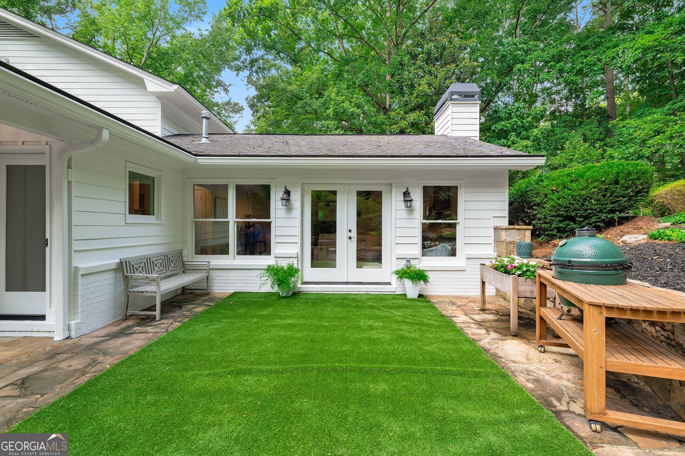 3432 Wynnton Drive NE