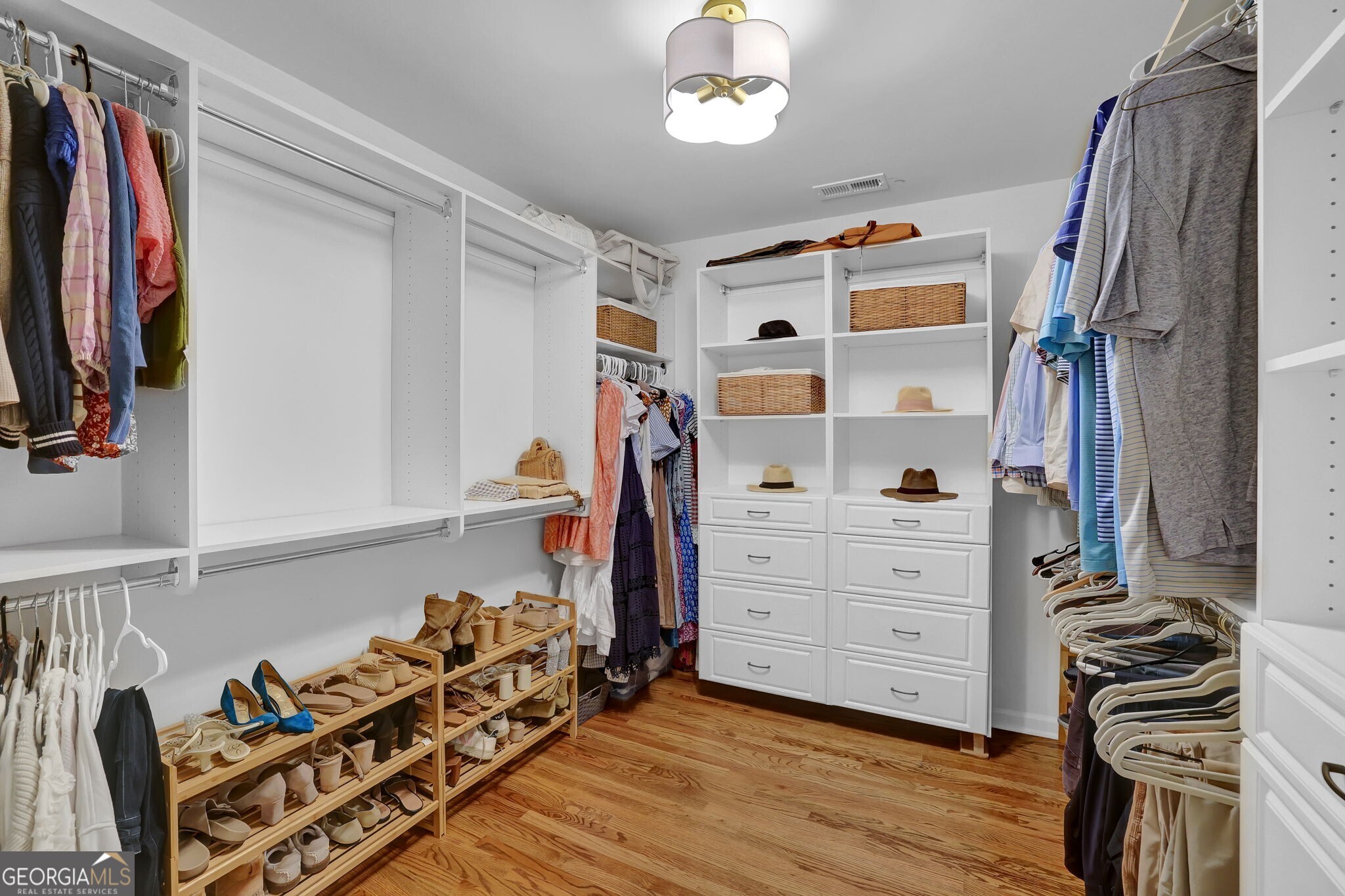 3432 Wynnton Drive NE